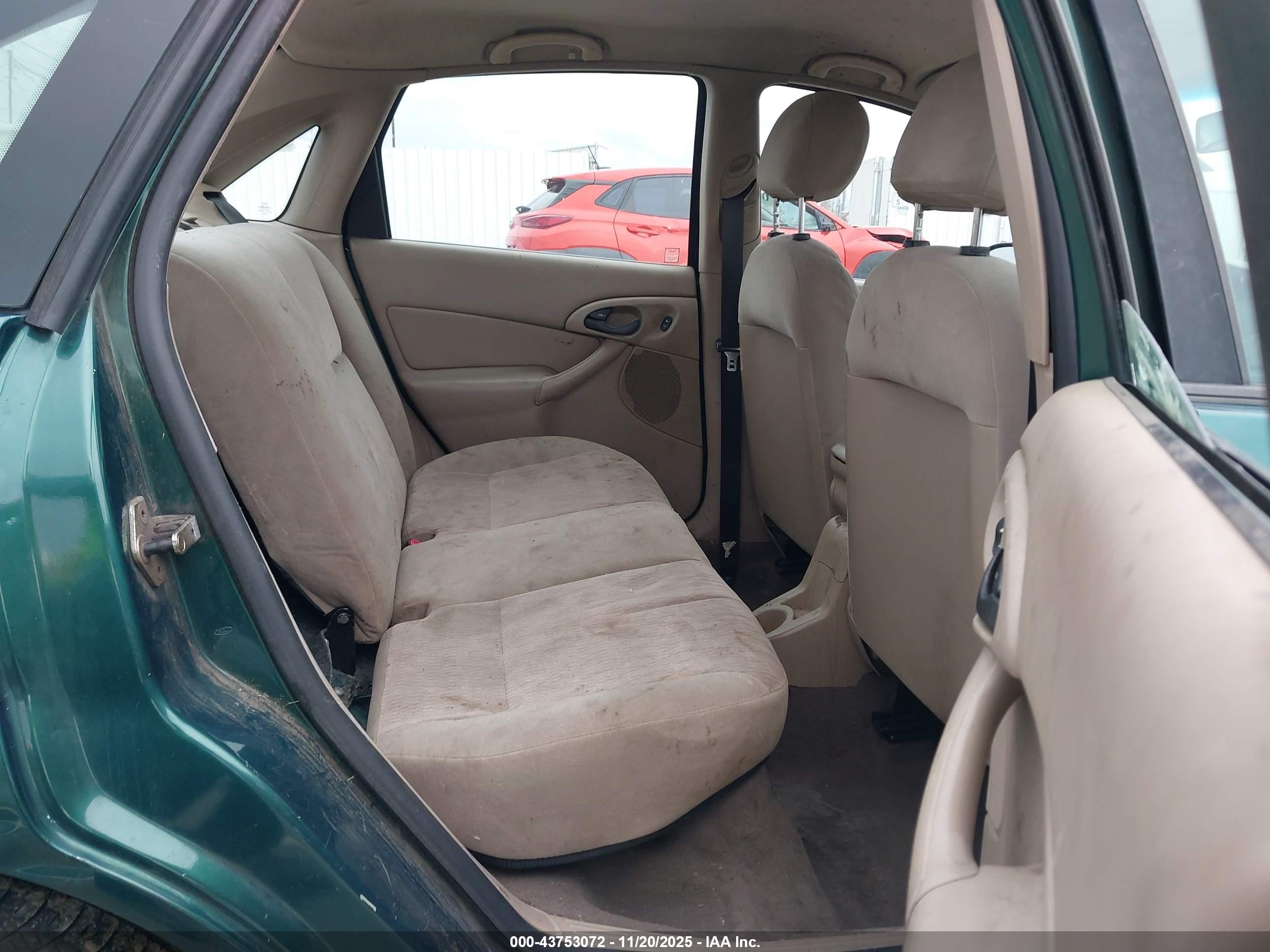 2000 Ford Focus Se Green vin: 1FAFP3436YW172219
