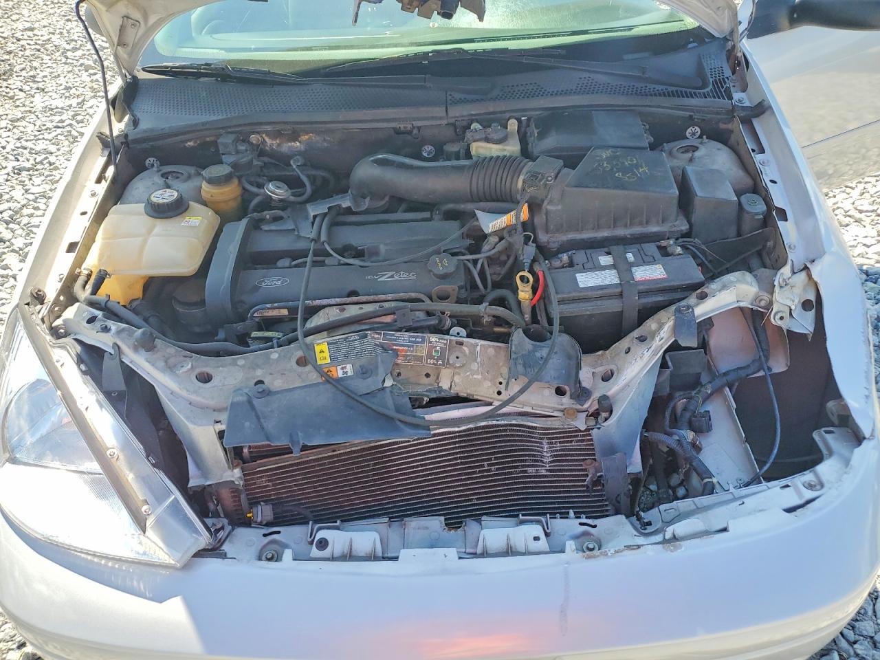 2001 Ford Focus Se Silver vin: 1FAFP34371W116358