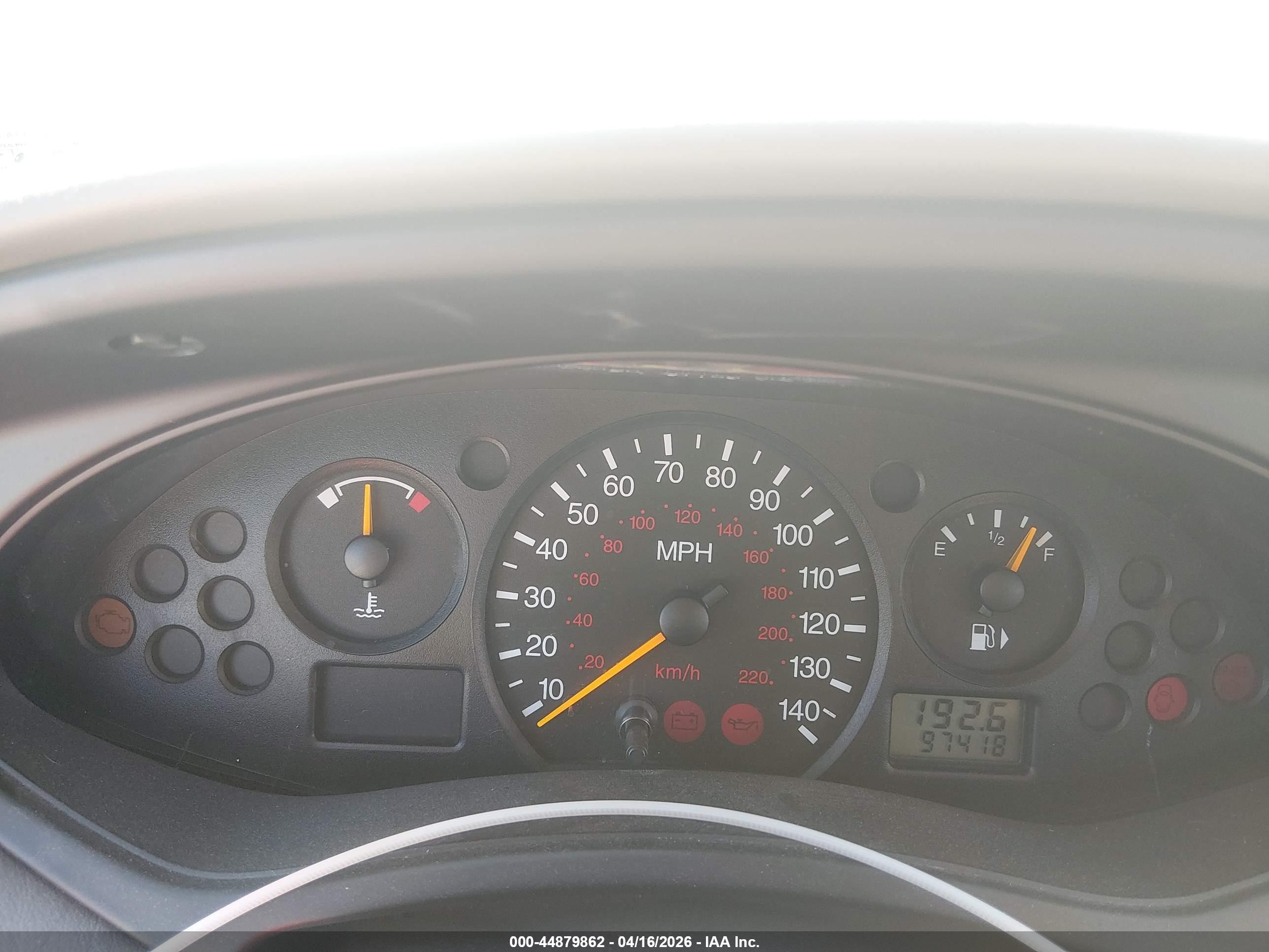 2002 Ford Focus Se White vin: 1FAFP34382W314111