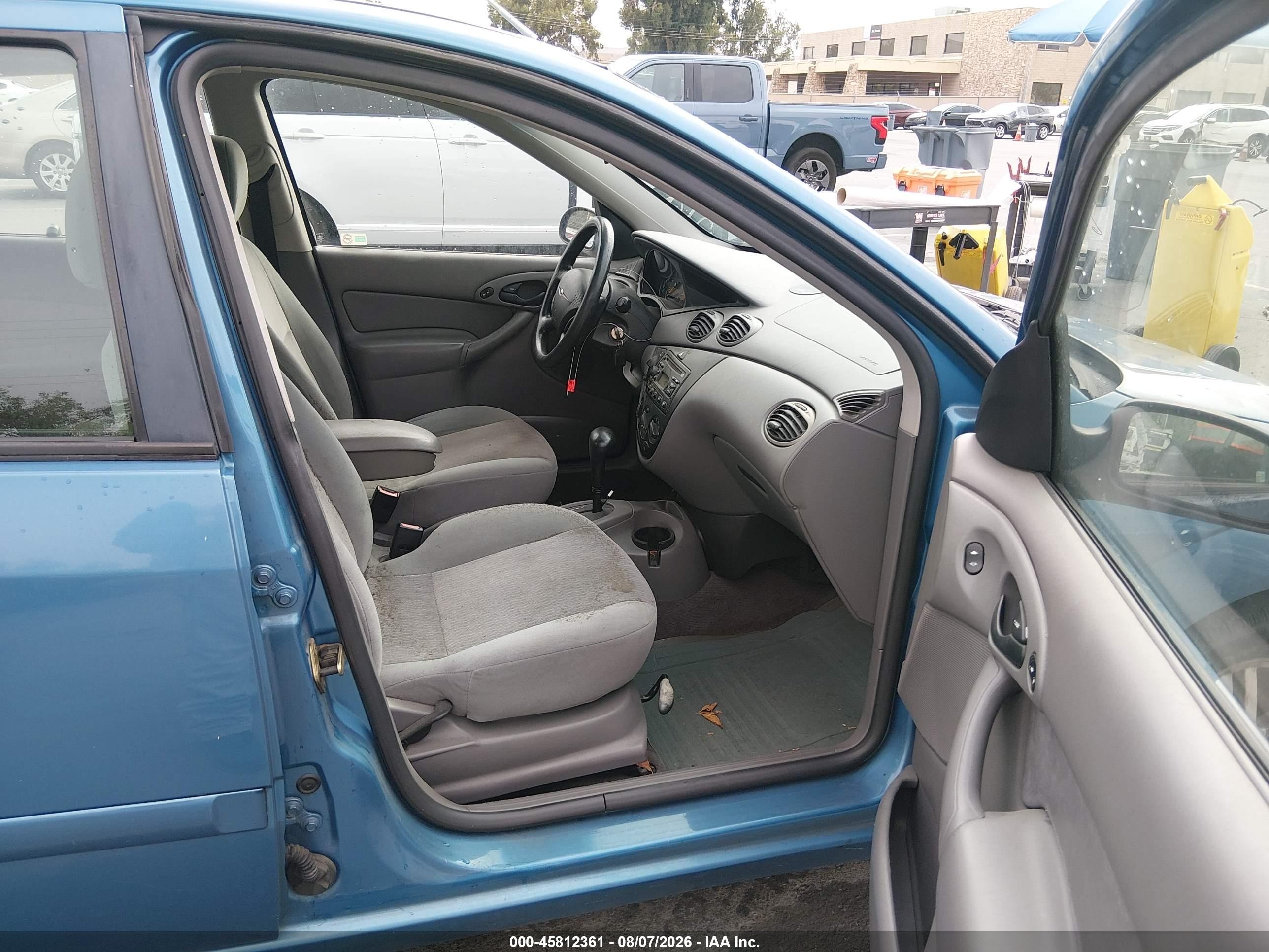 2000 Ford Focus Se Blue vin: 1FAFP3439YW313123