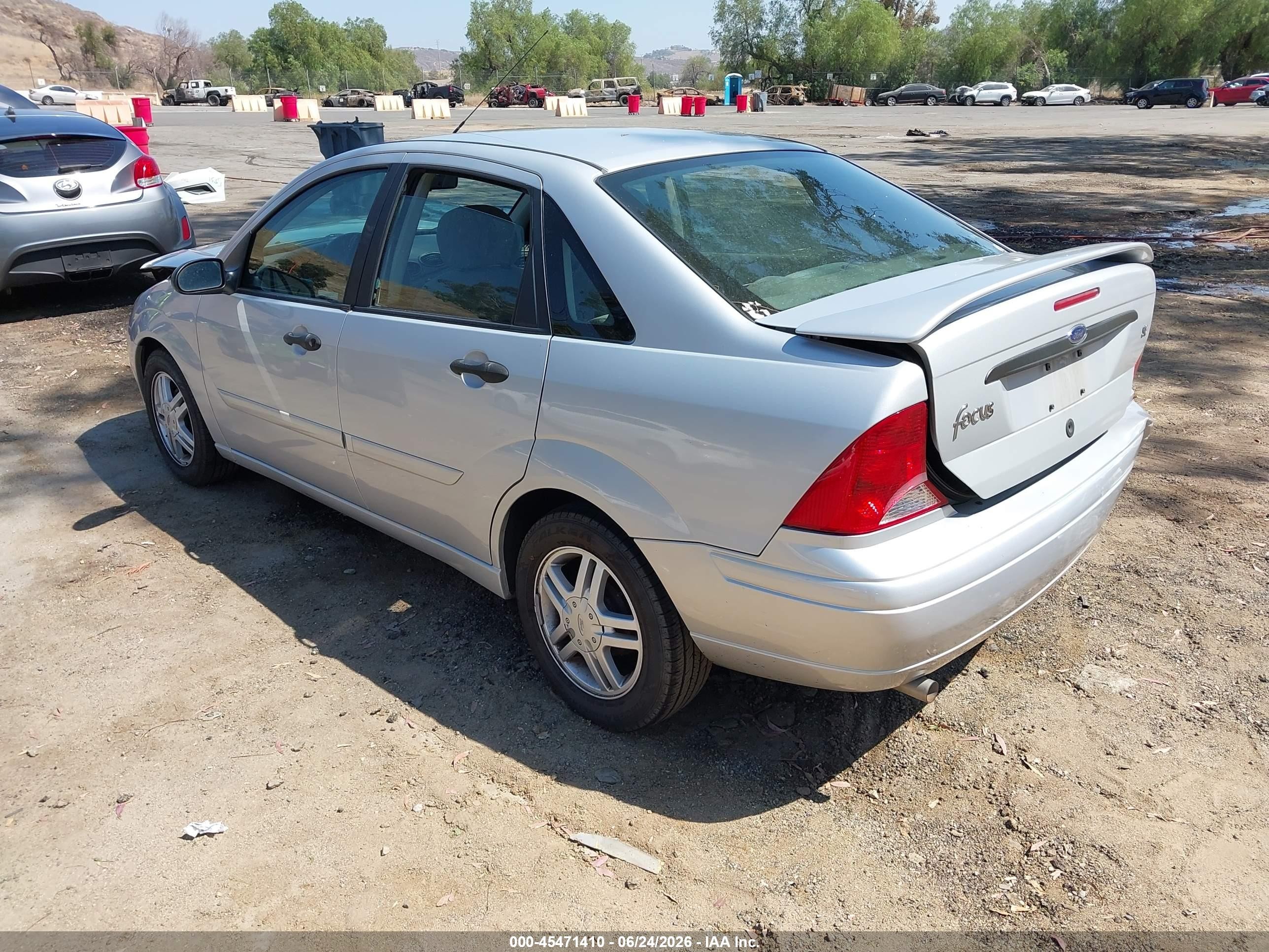 2001 Ford Focus Se Silver vin: 1FAFP343X1W326758