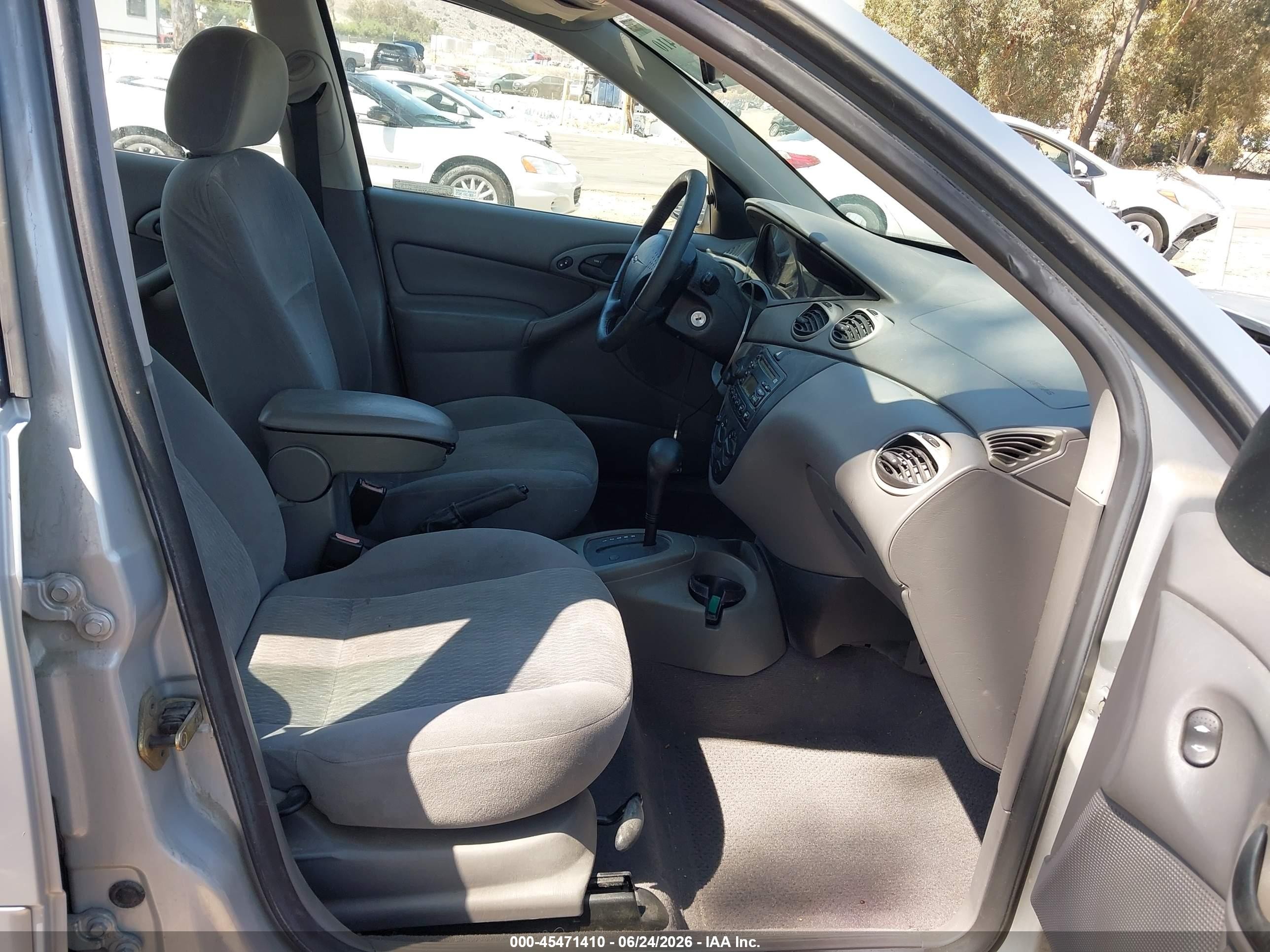 2001 Ford Focus Se Silver vin: 1FAFP343X1W326758