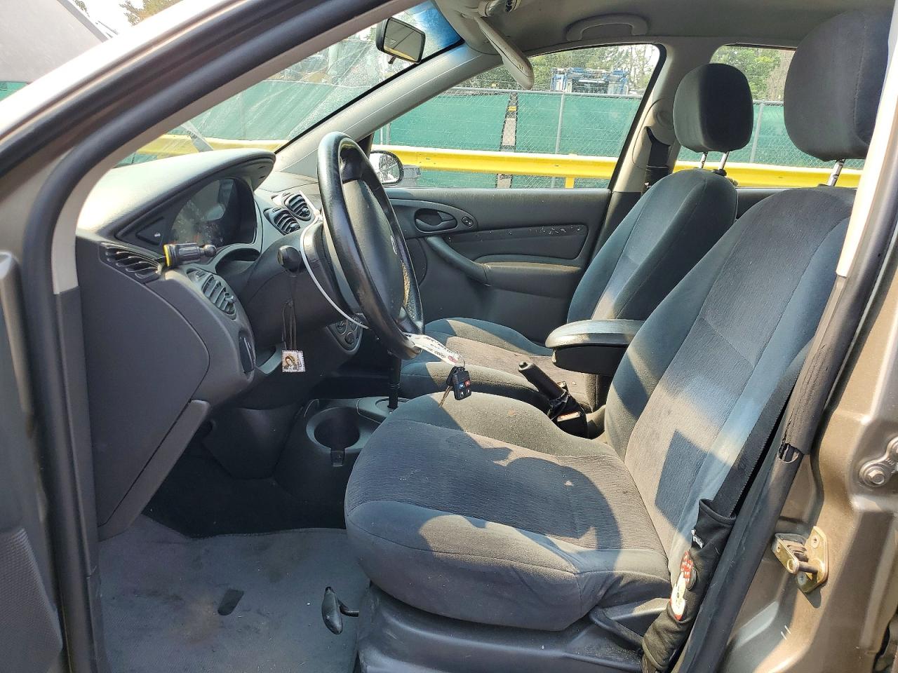 2000 Ford Focus Se Gray vin: 1FAFP343XYW308478