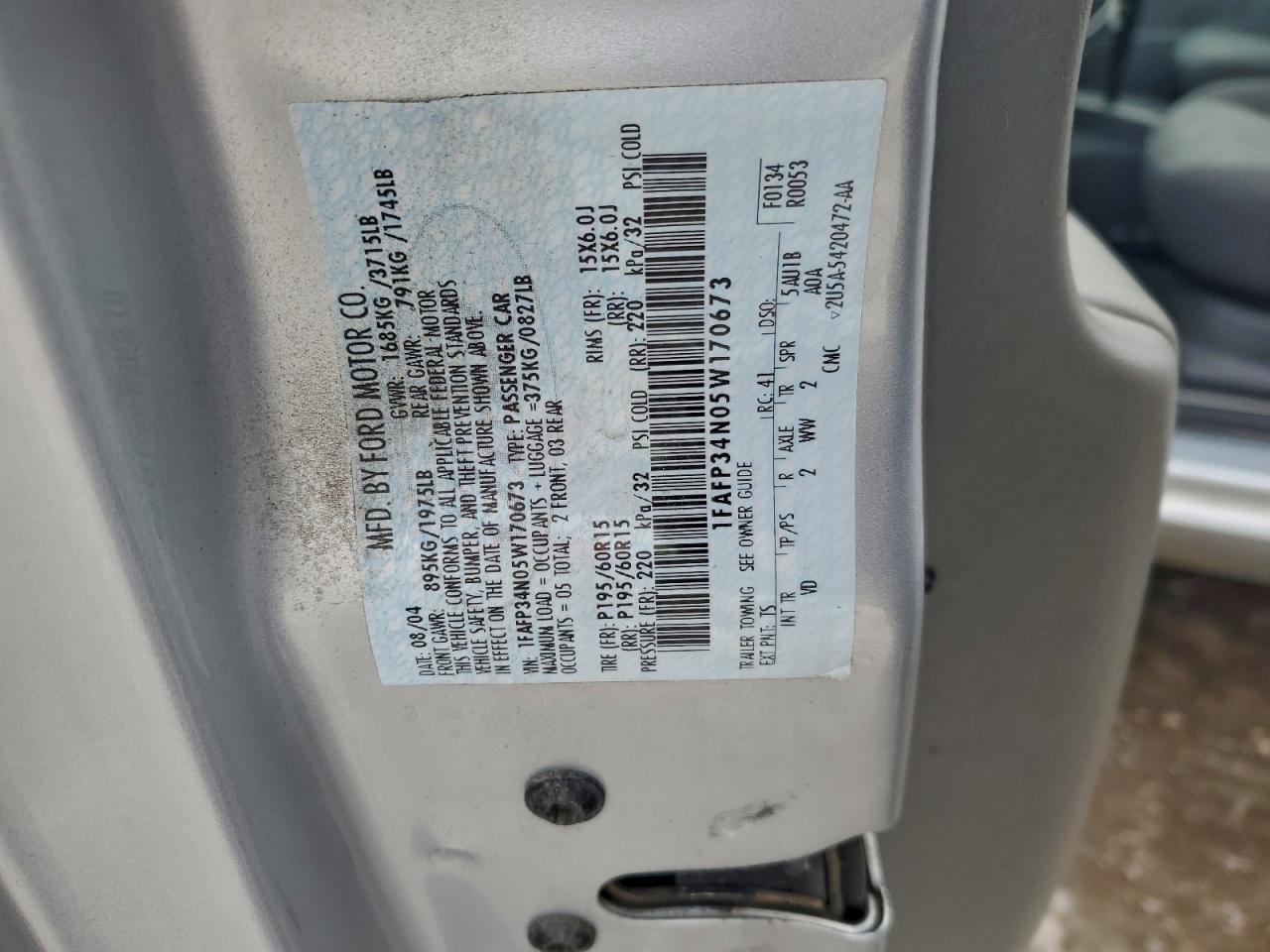 2005 Ford Focus Zx4 Gray vin: 1FAFP34N05W170673