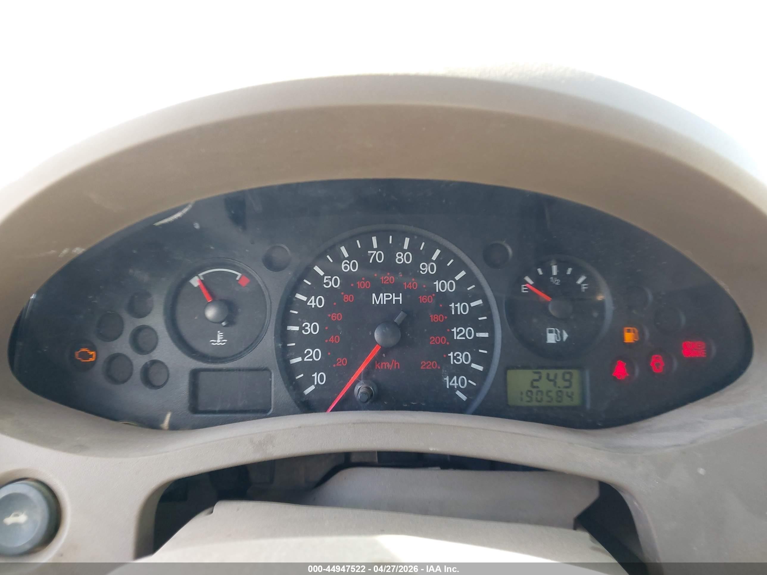 2005 Ford Focus Zx4 Tan vin: 1FAFP34N05W207253