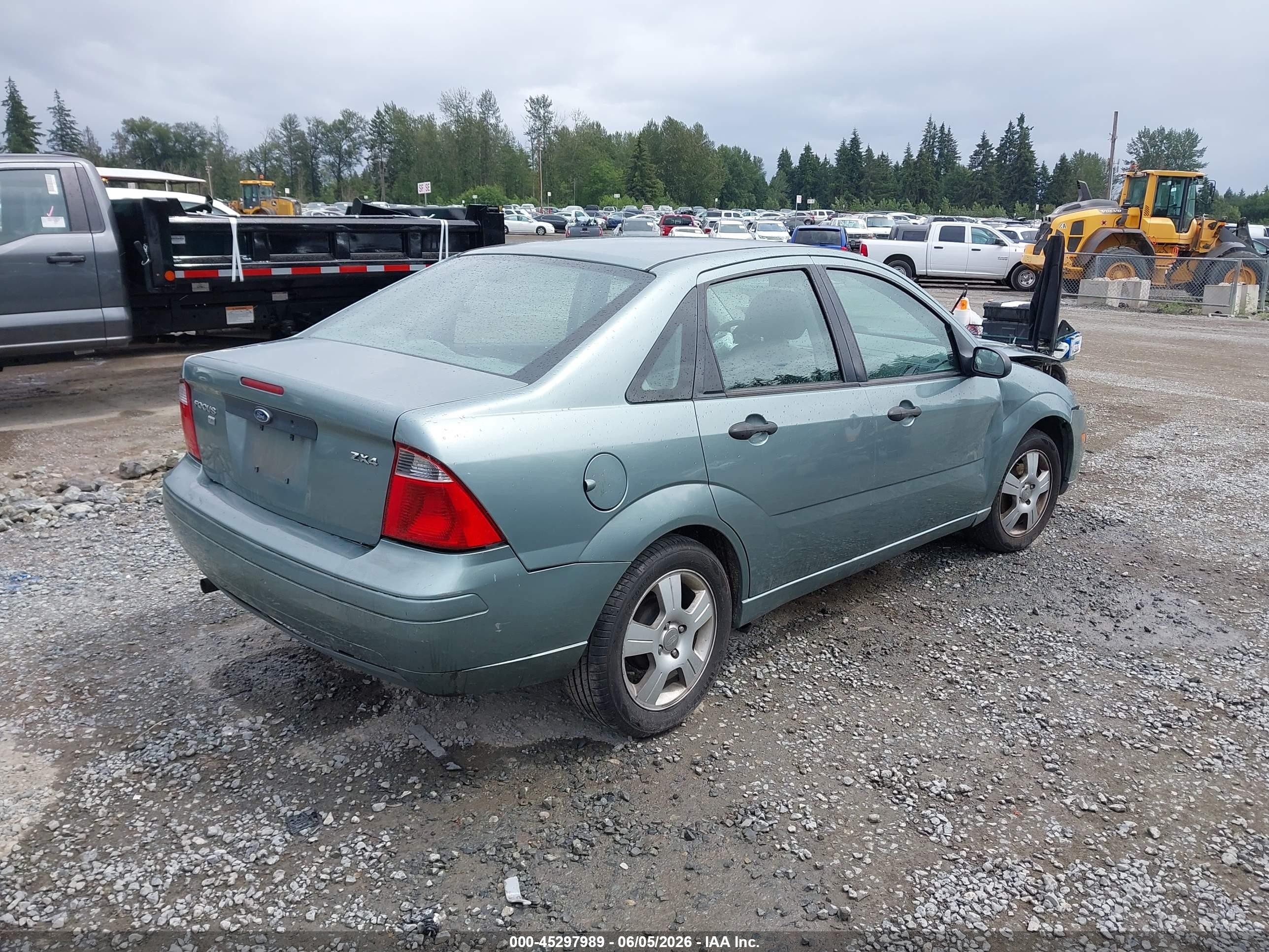 2005 Ford Focus Zx4 Green vin: 1FAFP34N05W276539