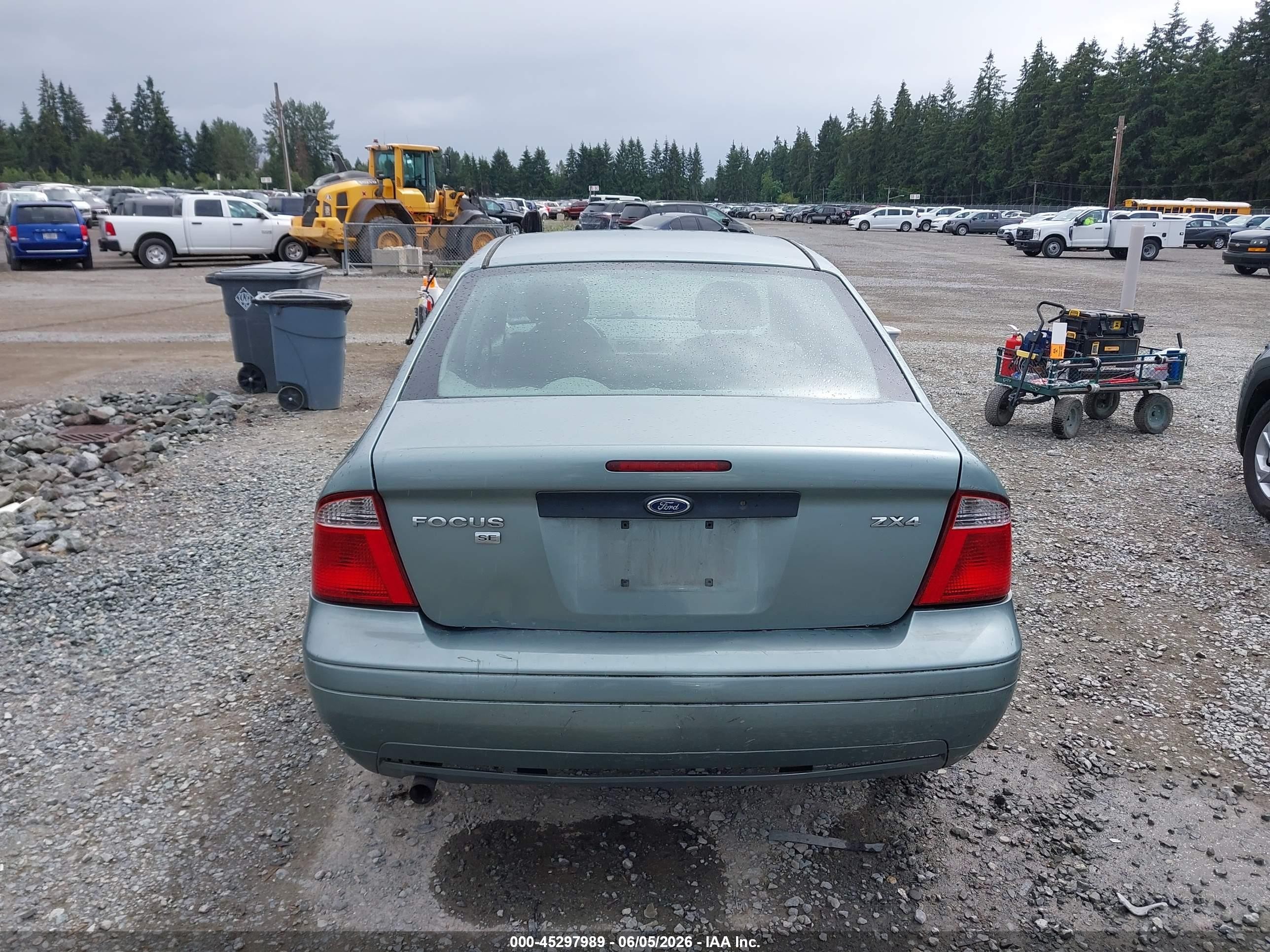 2005 Ford Focus Zx4 Green vin: 1FAFP34N05W276539