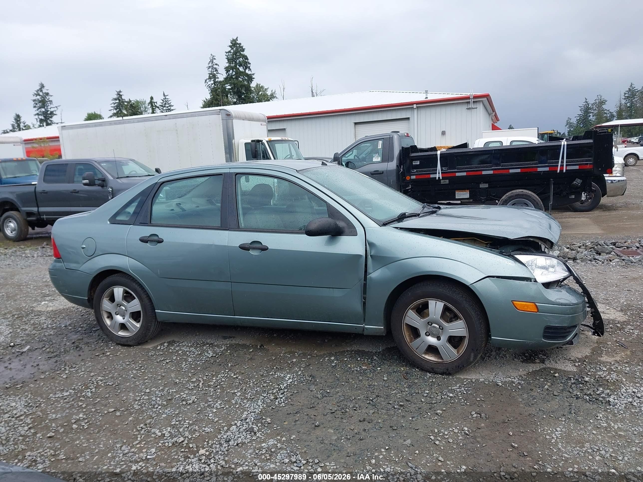 2005 Ford Focus Zx4 Green vin: 1FAFP34N05W276539