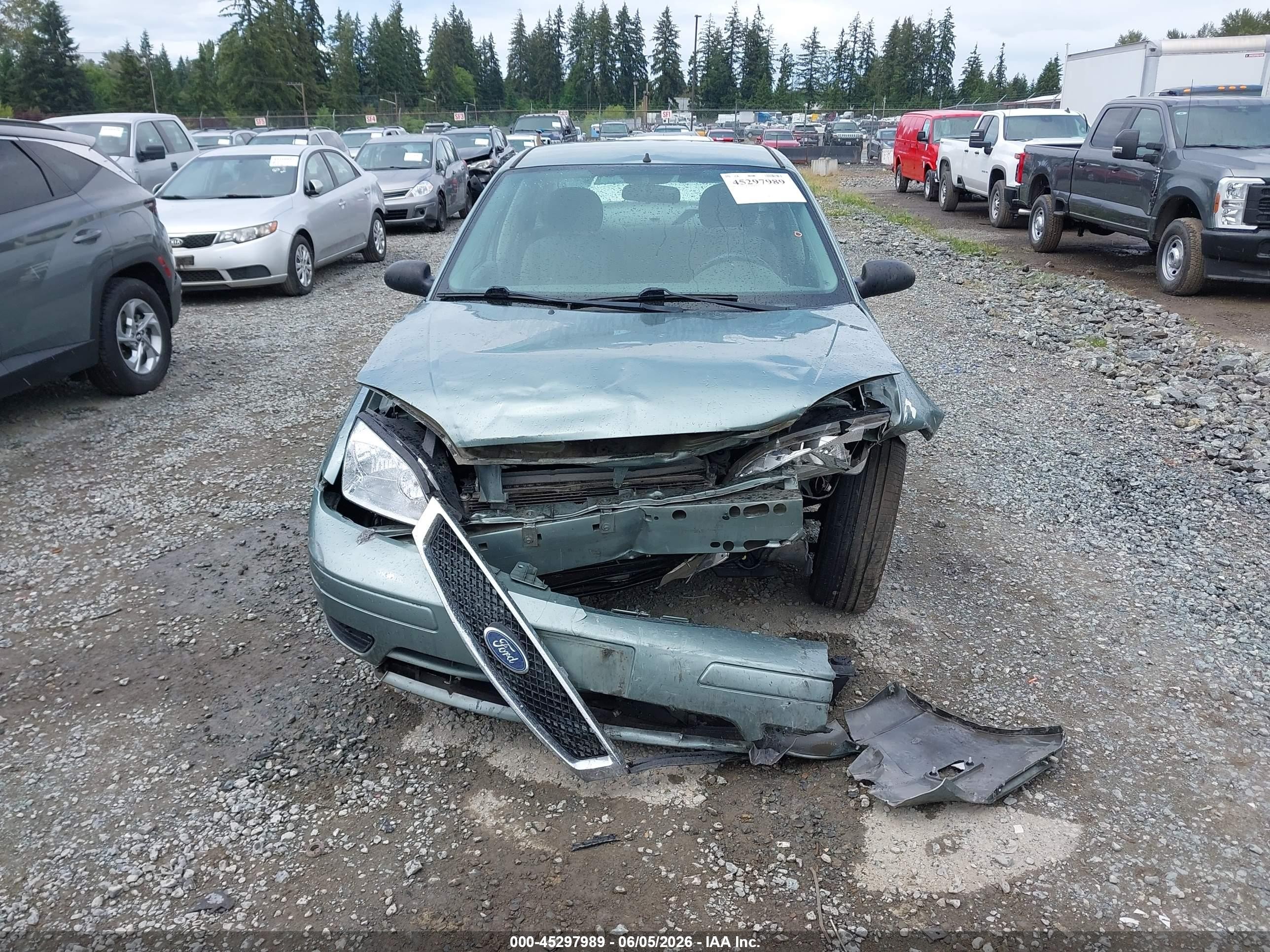 2005 Ford Focus Zx4 Green vin: 1FAFP34N05W276539