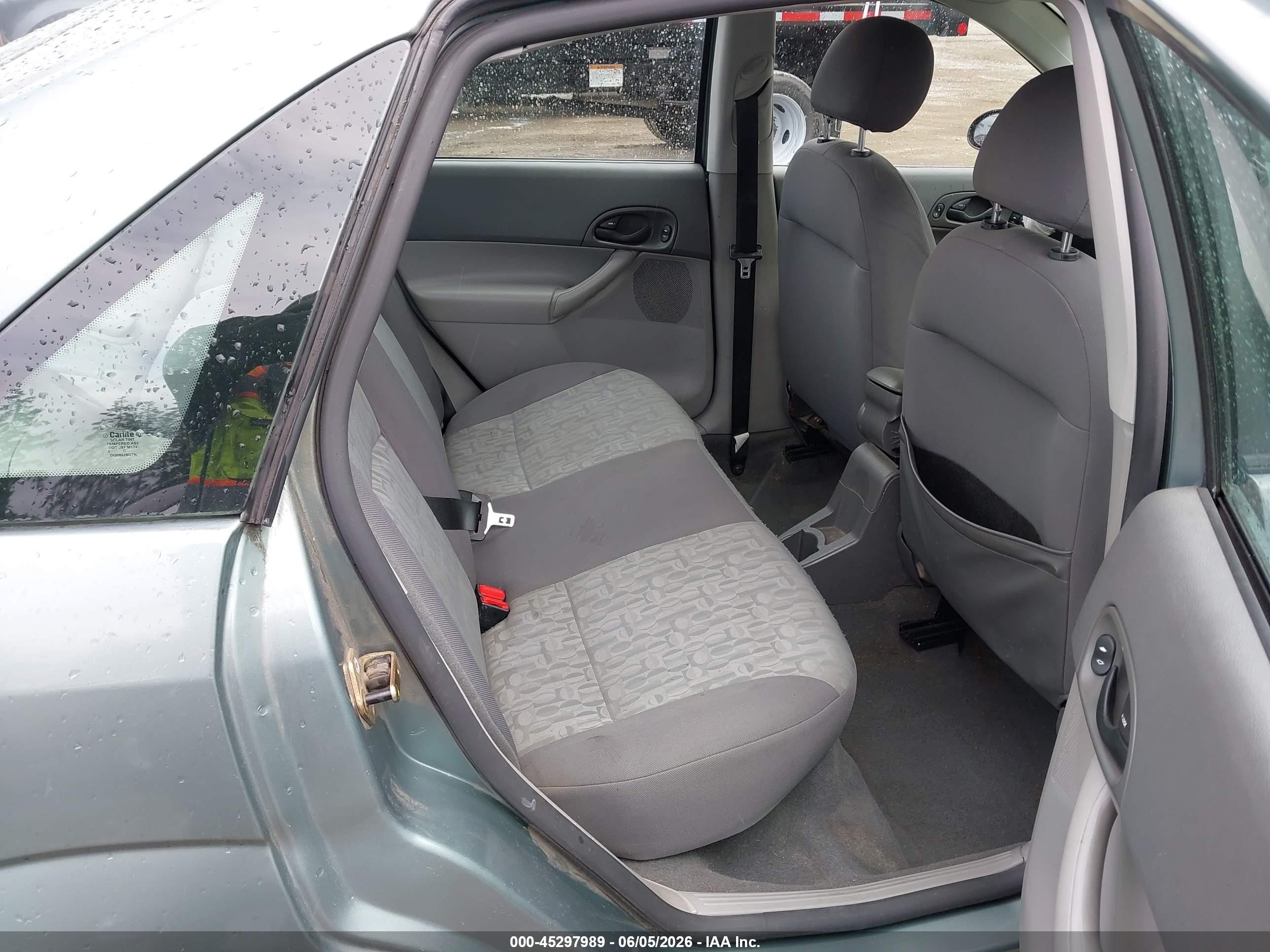 2005 Ford Focus Zx4 Green vin: 1FAFP34N05W276539