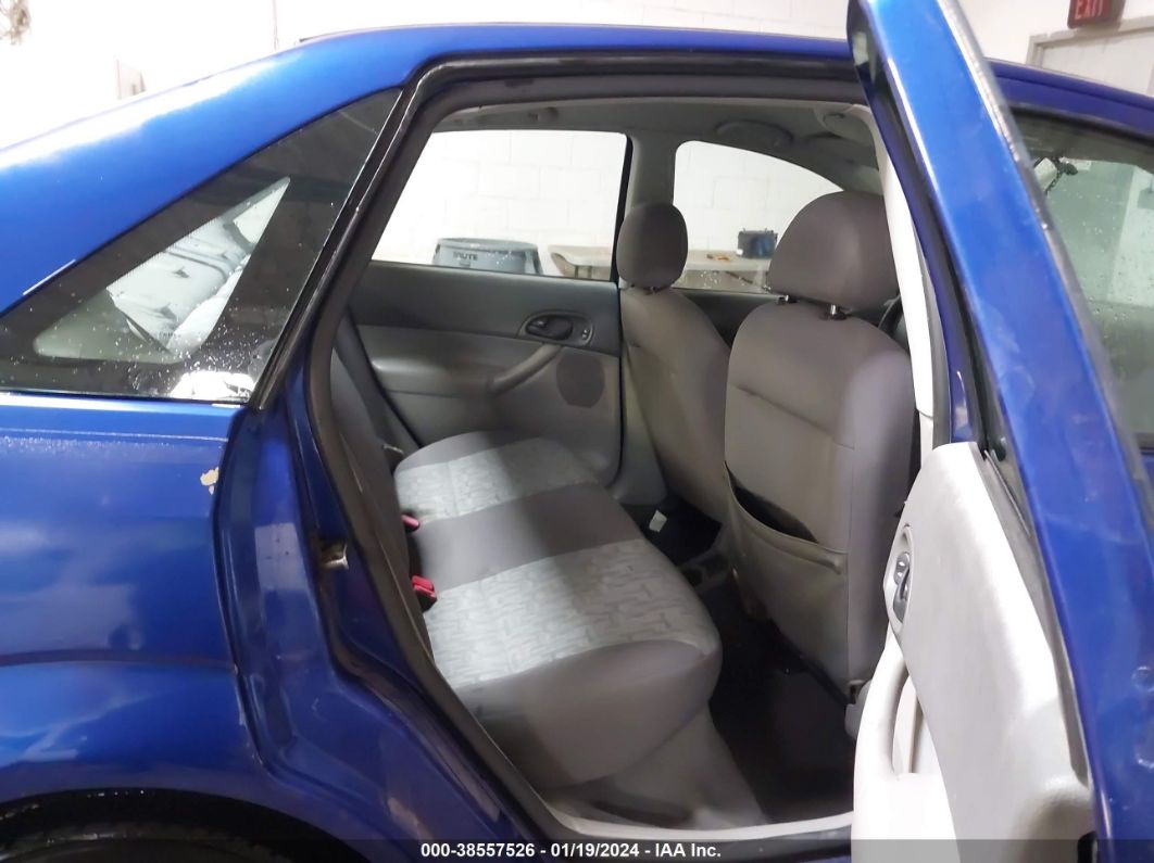Price & History 2005 Ford Focus Zx4 2.0l I-4 Dohc, 136hp vin