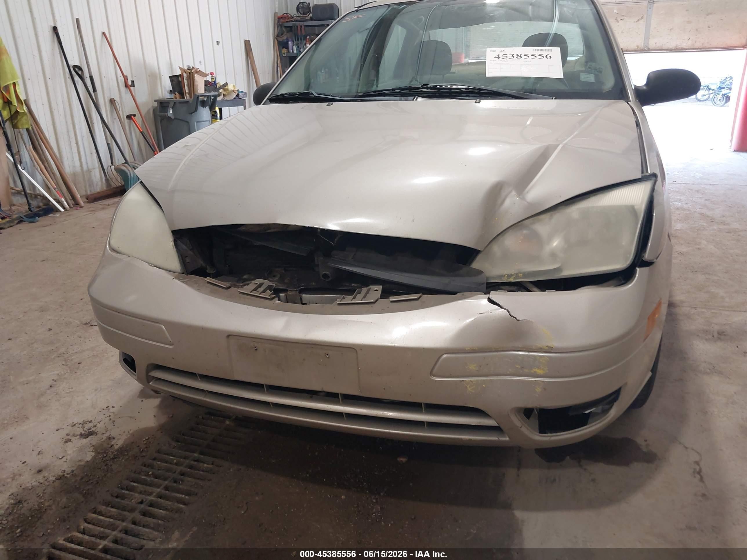 2006 Ford Focus Zx4 Beige vin: 1FAFP34N06W247687