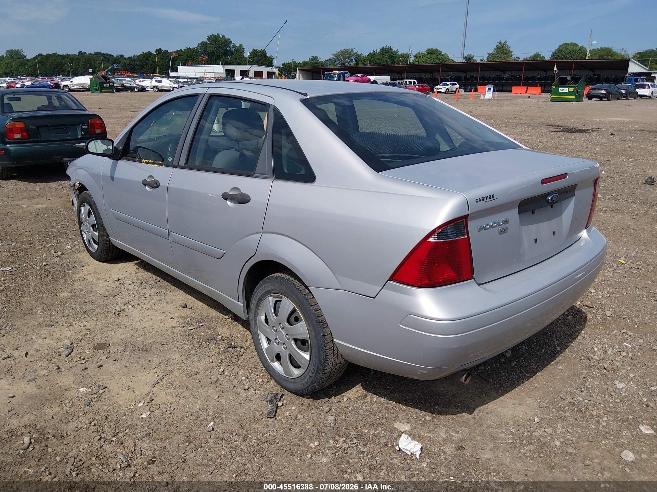 2007 Ford Focus S/se/ses Silver vin: 1FAFP34N07W202556