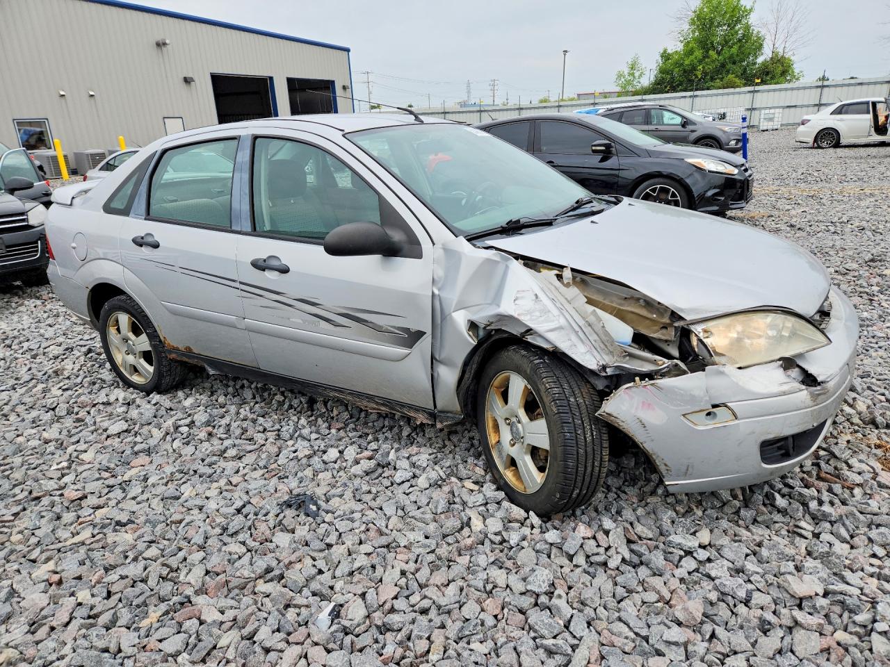 2007 Ford Focus Zx4 Silver vin: 1FAFP34N07W330652