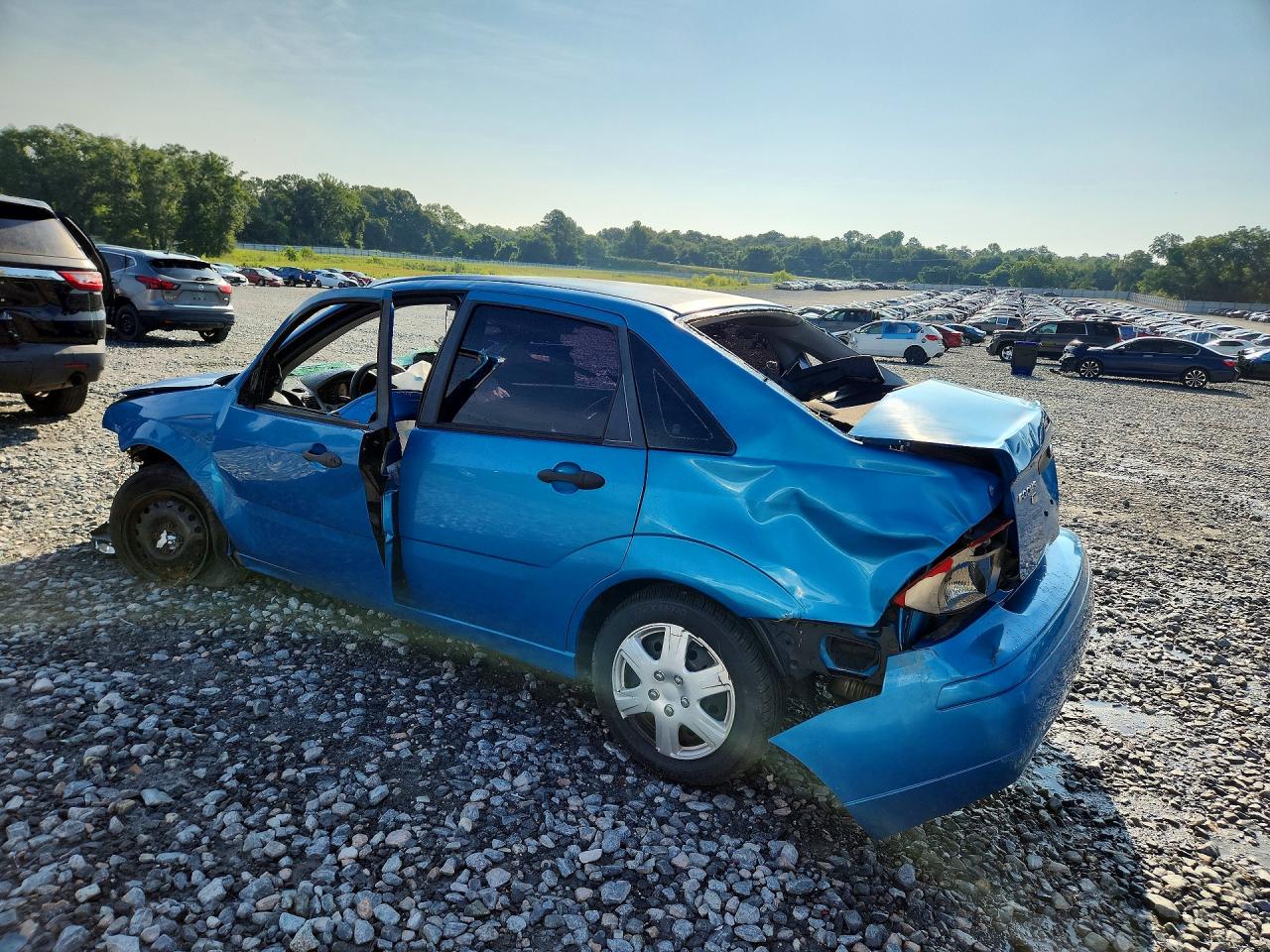 2007 Ford Focus Zx4 Blue vin: 1FAFP34N07W340355
