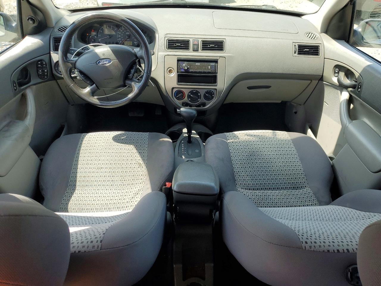 2005 Ford Focus Zx4 Серебряный vin: 1FAFP34N15W126004