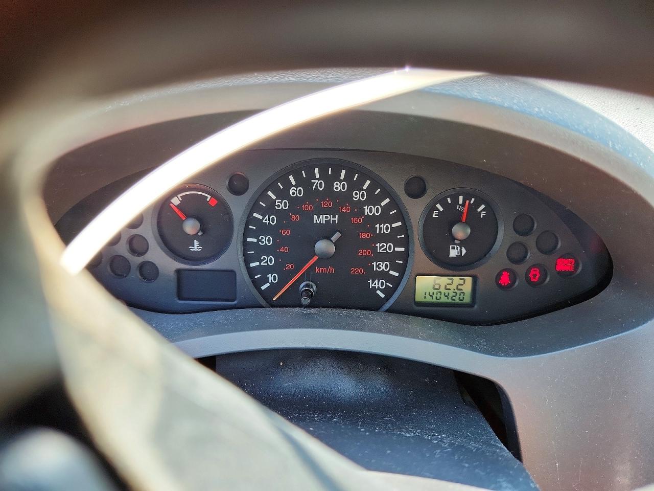 2005 Ford Focus Zx4 Gray vin: 1FAFP34N15W140937