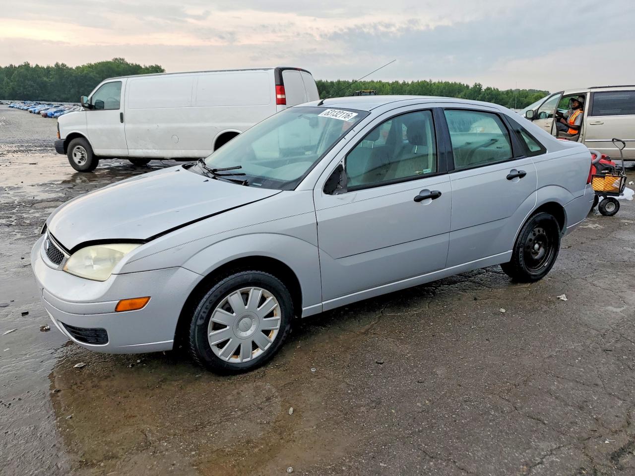2005 Ford Focus Zx4 Серебряный vin: 1FAFP34N15W155308