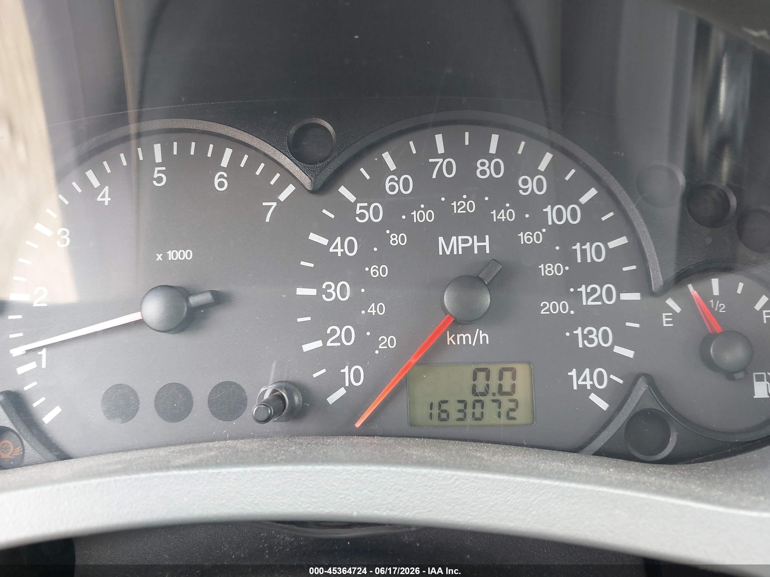 2005 Ford Focus Zx4 Серый vin: 1FAFP34N15W265307