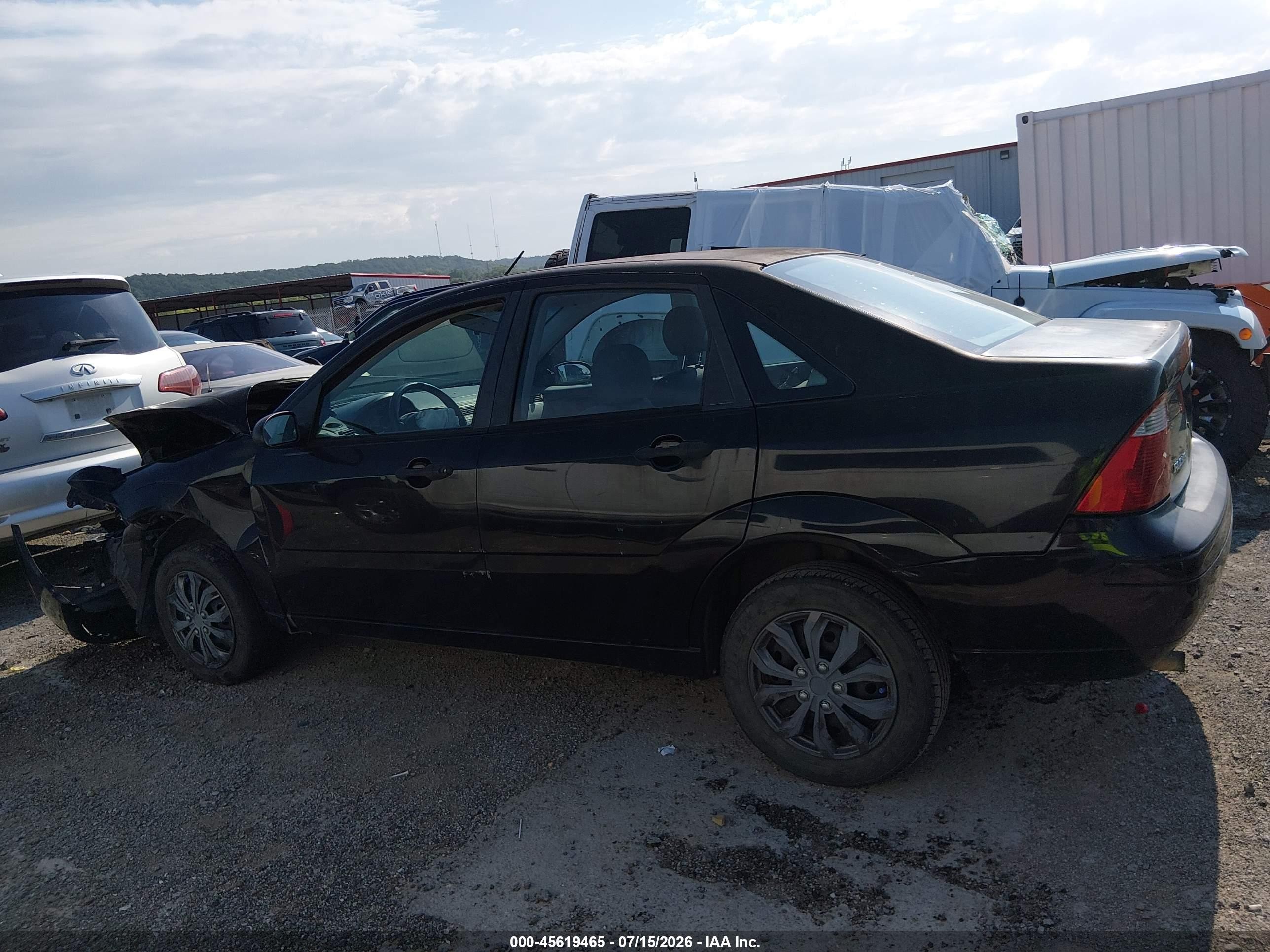 2005 Ford Focus Zx4 Black vin: 1FAFP34N15W273231