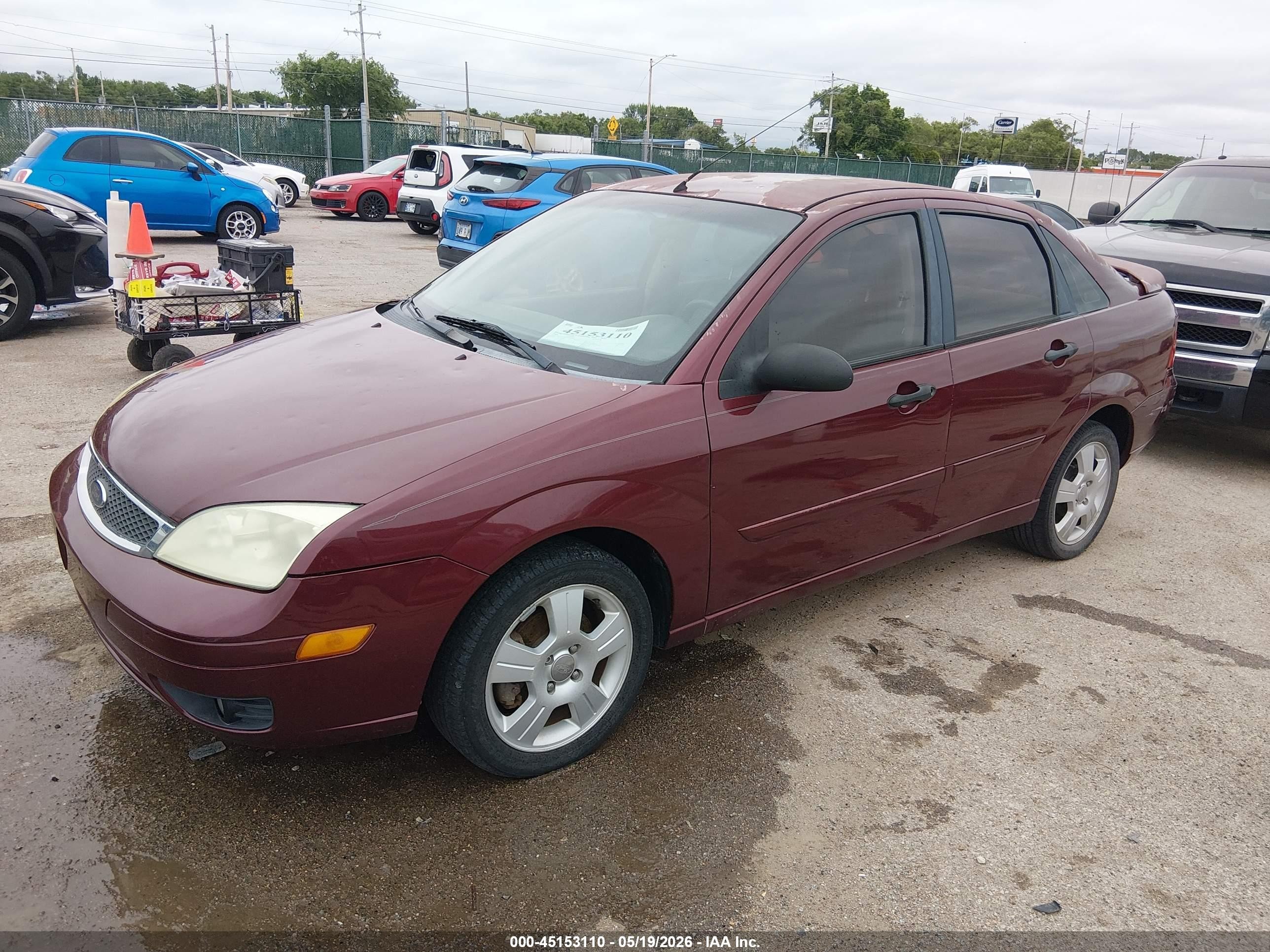 2006 Ford Focus Zx4 Burgundy vin: 1FAFP34N16W103856