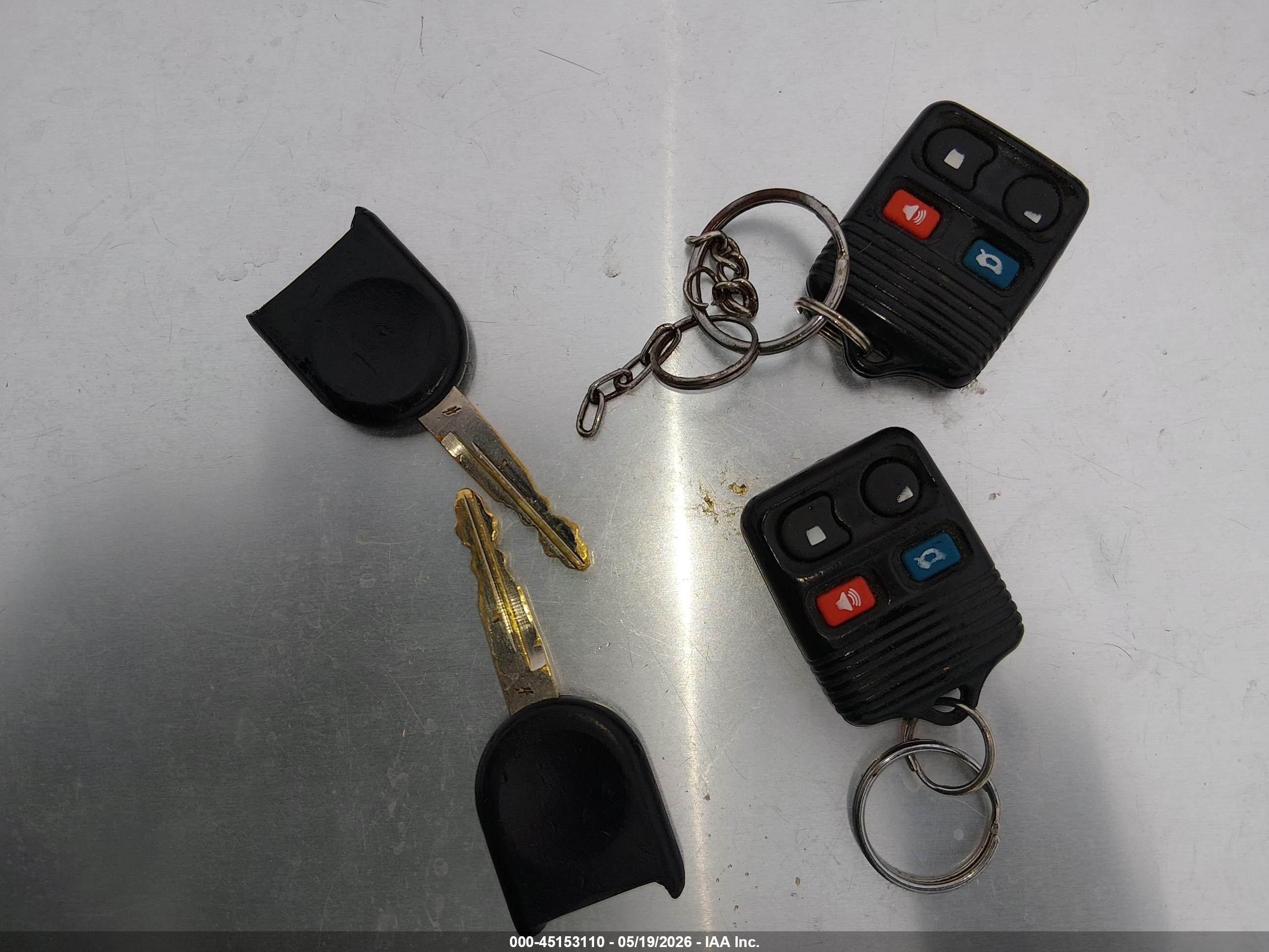 2006 Ford Focus Zx4 Burgundy vin: 1FAFP34N16W103856
