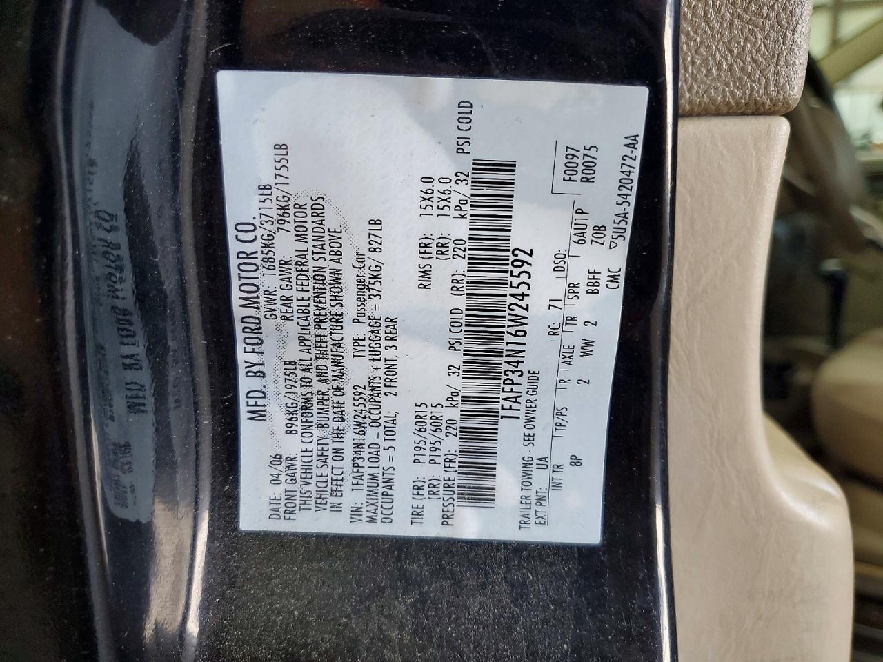 2006 Ford Focus Zx4 Black vin: 1FAFP34N16W245592