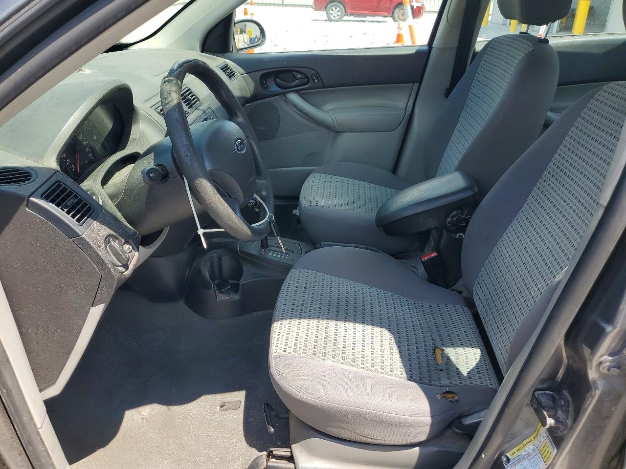 2007 Ford Focus Zx4 Серебряный vin: 1FAFP34N17W129228