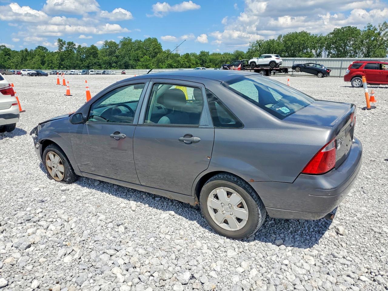 2007 Ford Focus Zx4 Серебряный vin: 1FAFP34N17W129228
