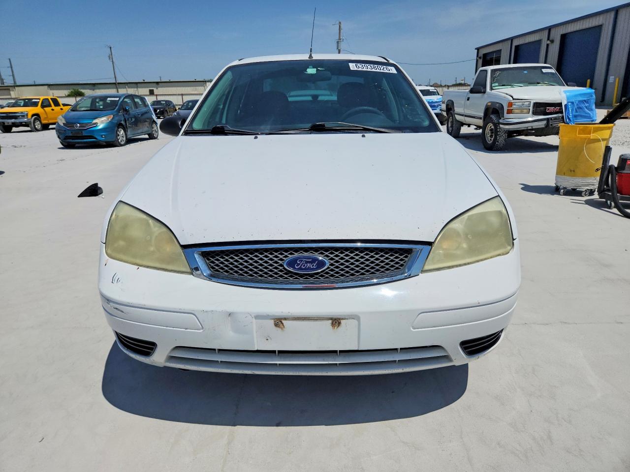 2007 Ford Focus Zx4 White vin: 1FAFP34N17W203506