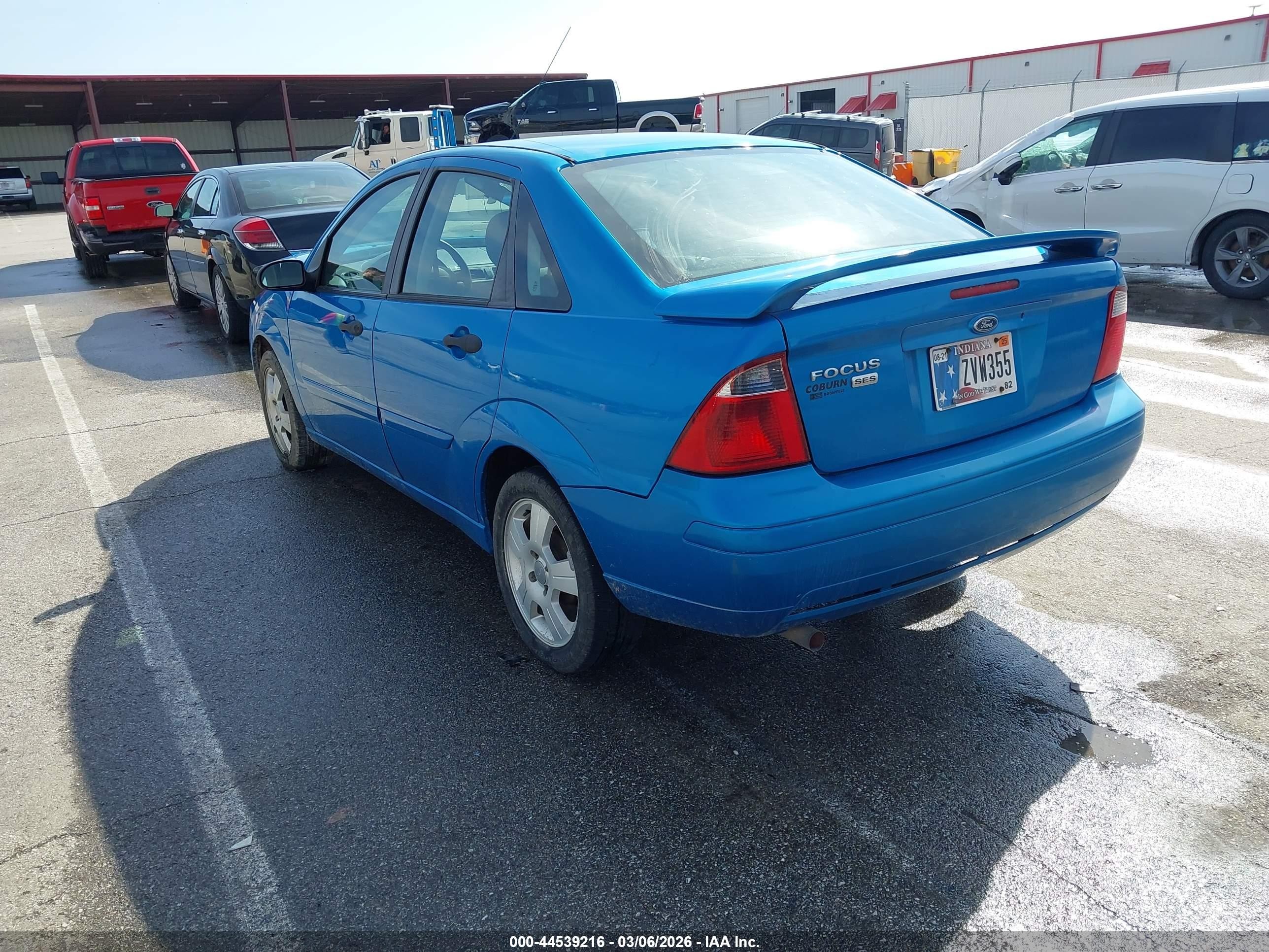 2007 Ford Focus S/se/ses Blue vin: 1FAFP34N17W223447