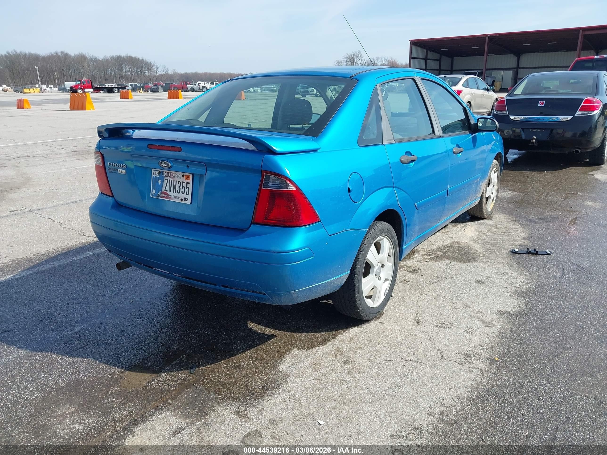 2007 Ford Focus S/se/ses Blue vin: 1FAFP34N17W223447