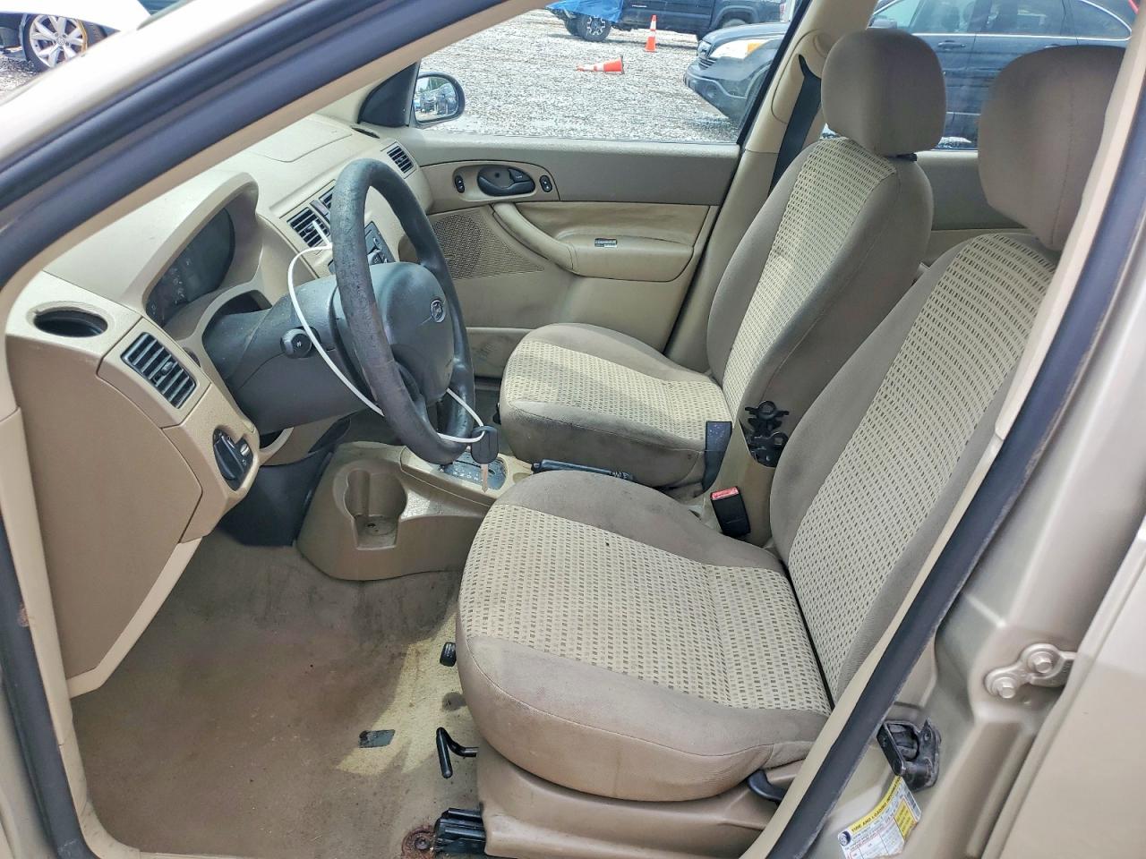 2007 Ford Focus Zx4 Gold vin: 1FAFP34N17W271188