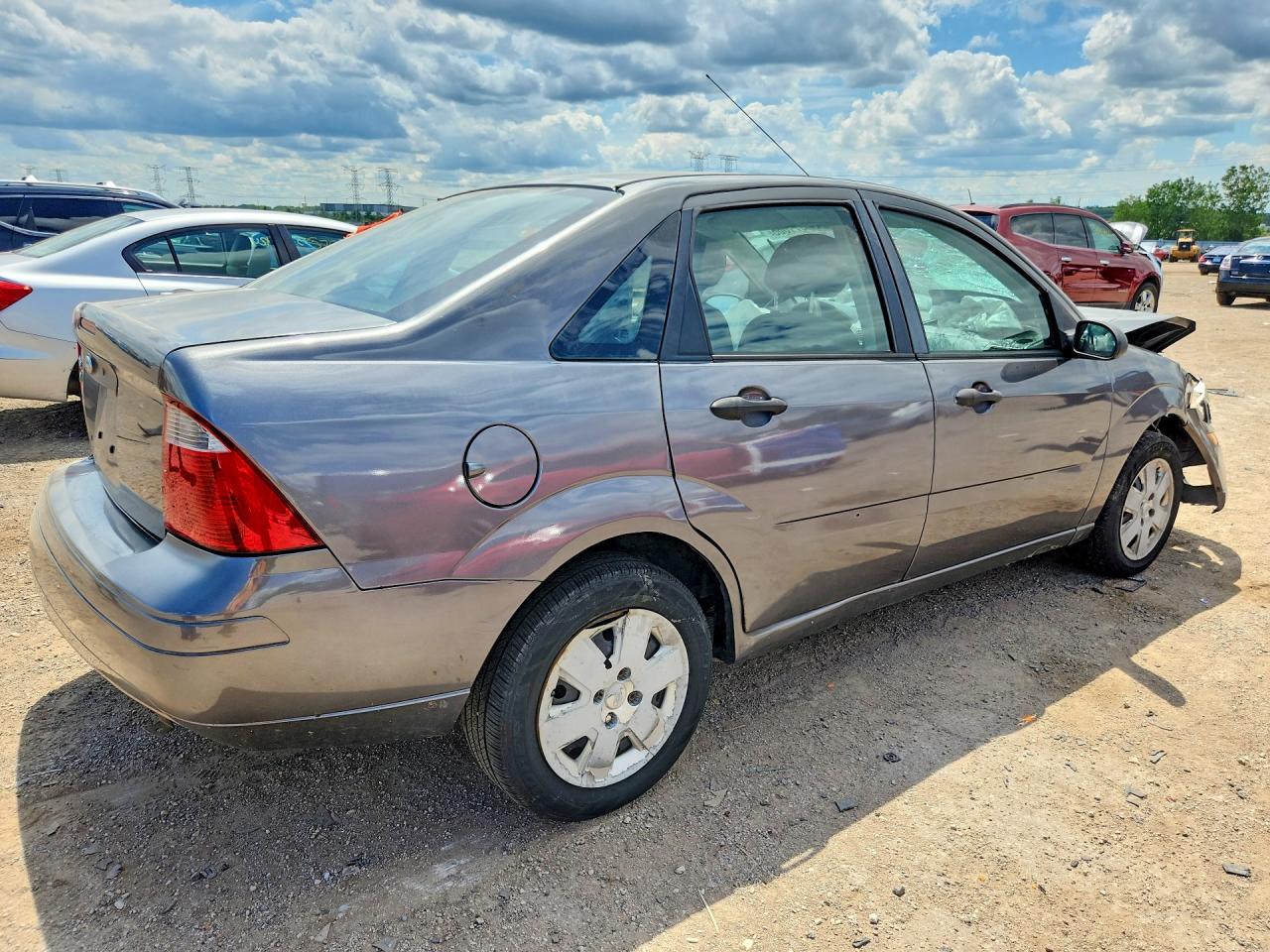 2007 Ford Focus Zx4 Gray vin: 1FAFP34N17W315254
