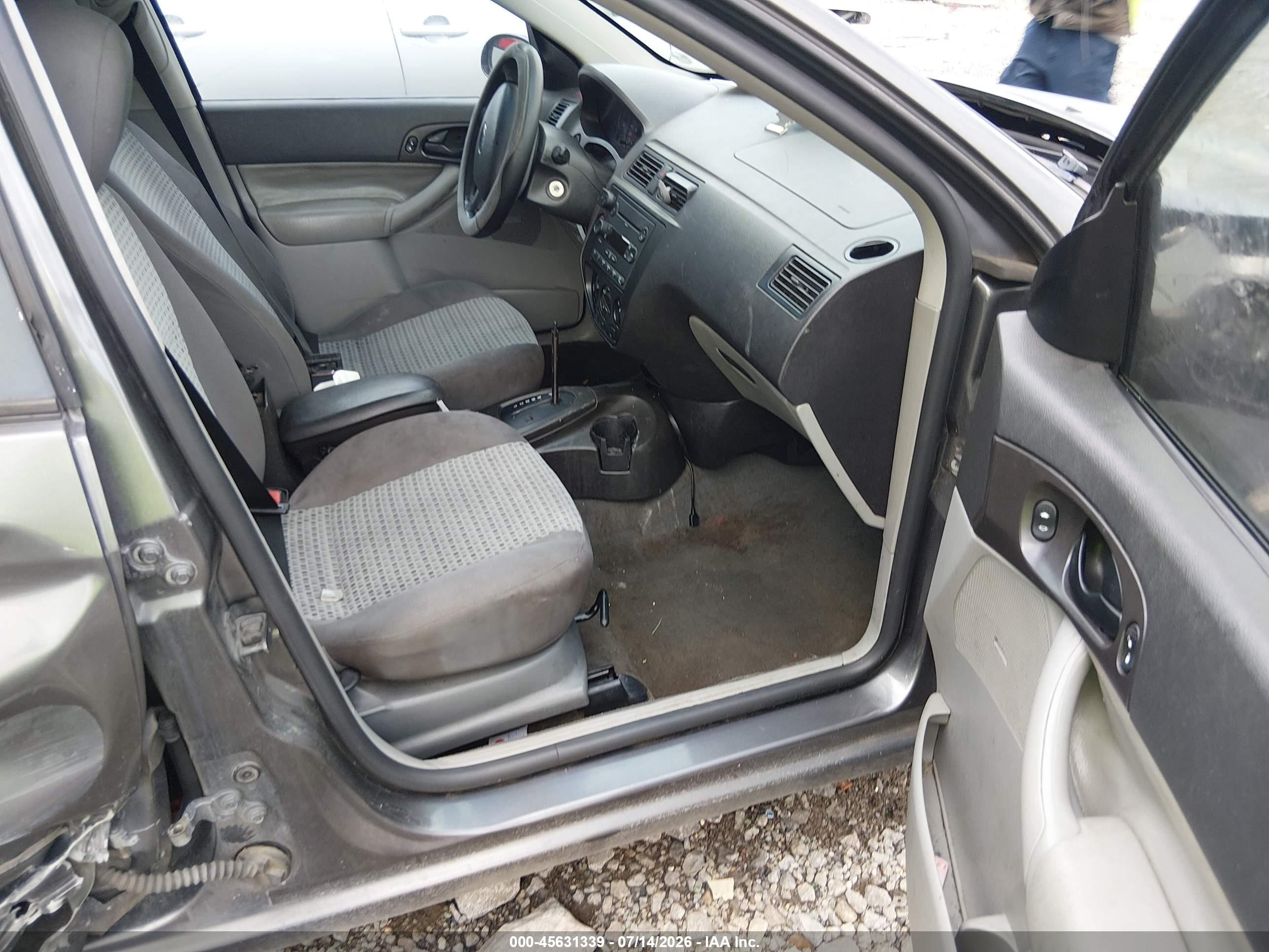 2007 Ford Focus S/se/ses Gray vin: 1FAFP34N17W322818