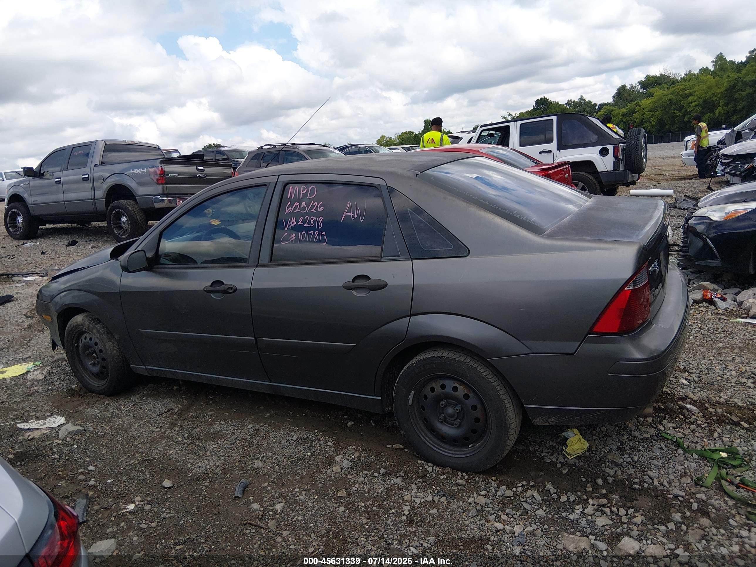 2007 Ford Focus S/se/ses Gray vin: 1FAFP34N17W322818