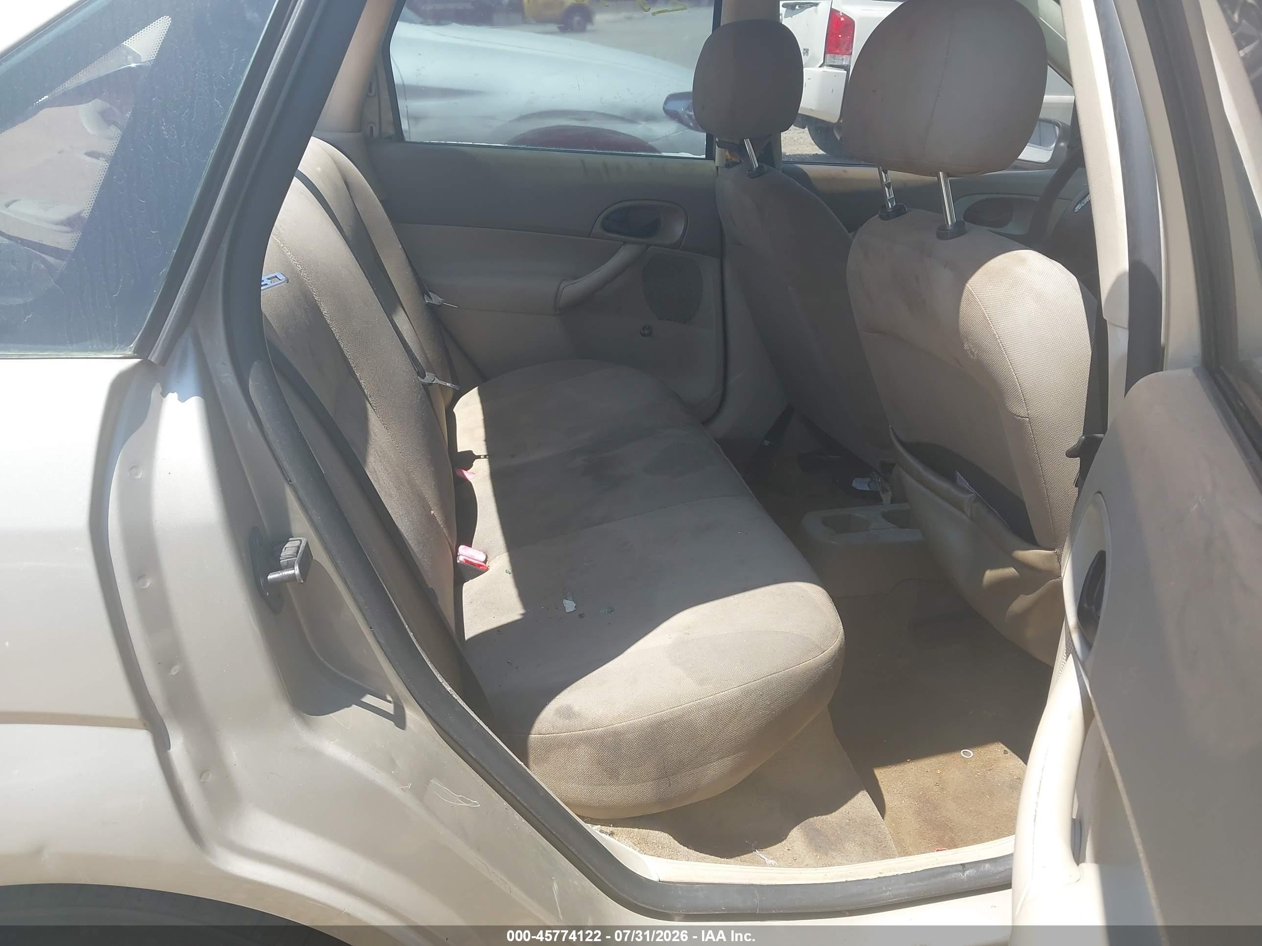 2007 Ford Focus S/se/ses Tan vin: 1FAFP34N17W362316