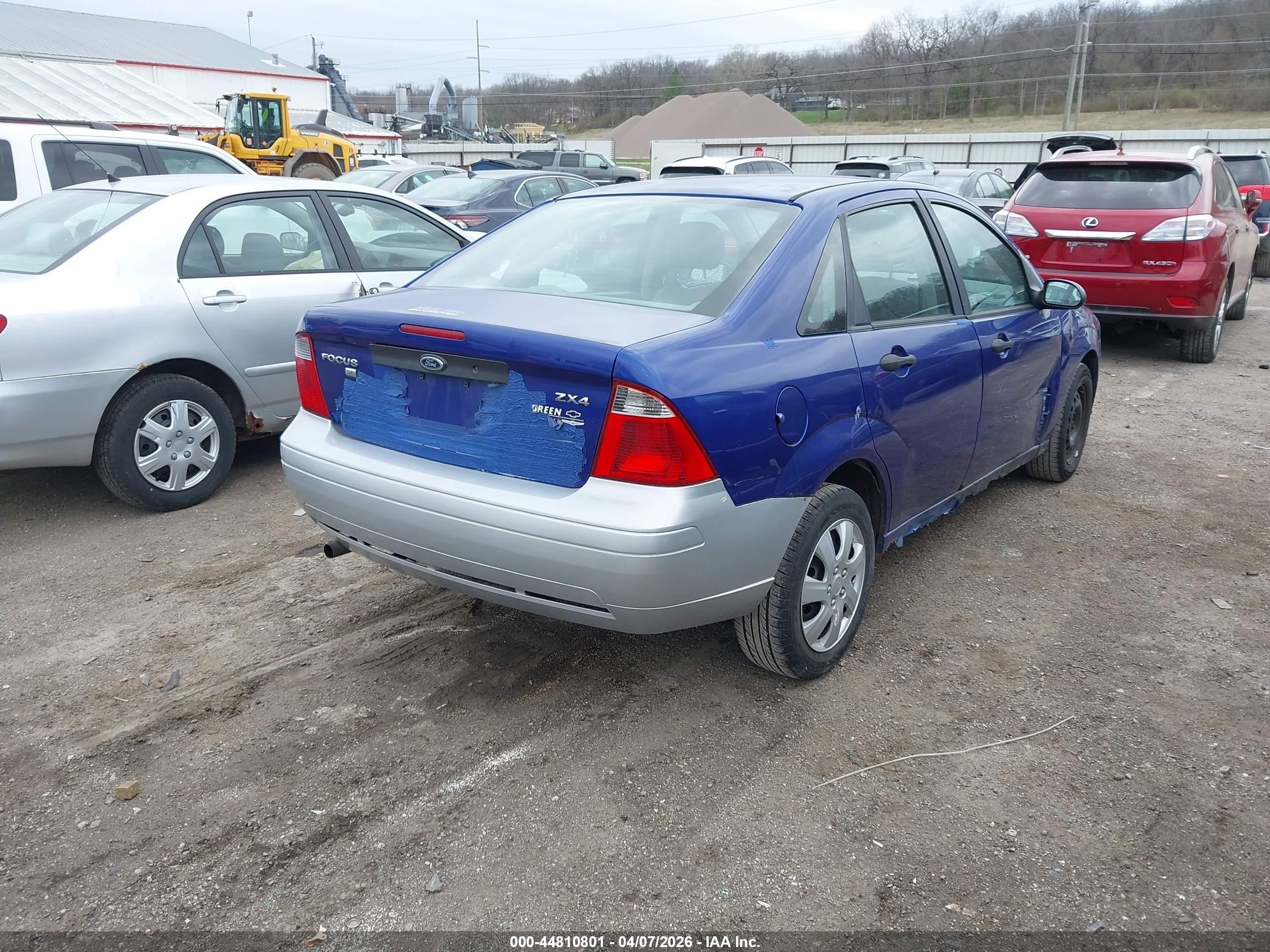2005 Ford Focus Zx4 Blue vin: 1FAFP34N25W281628
