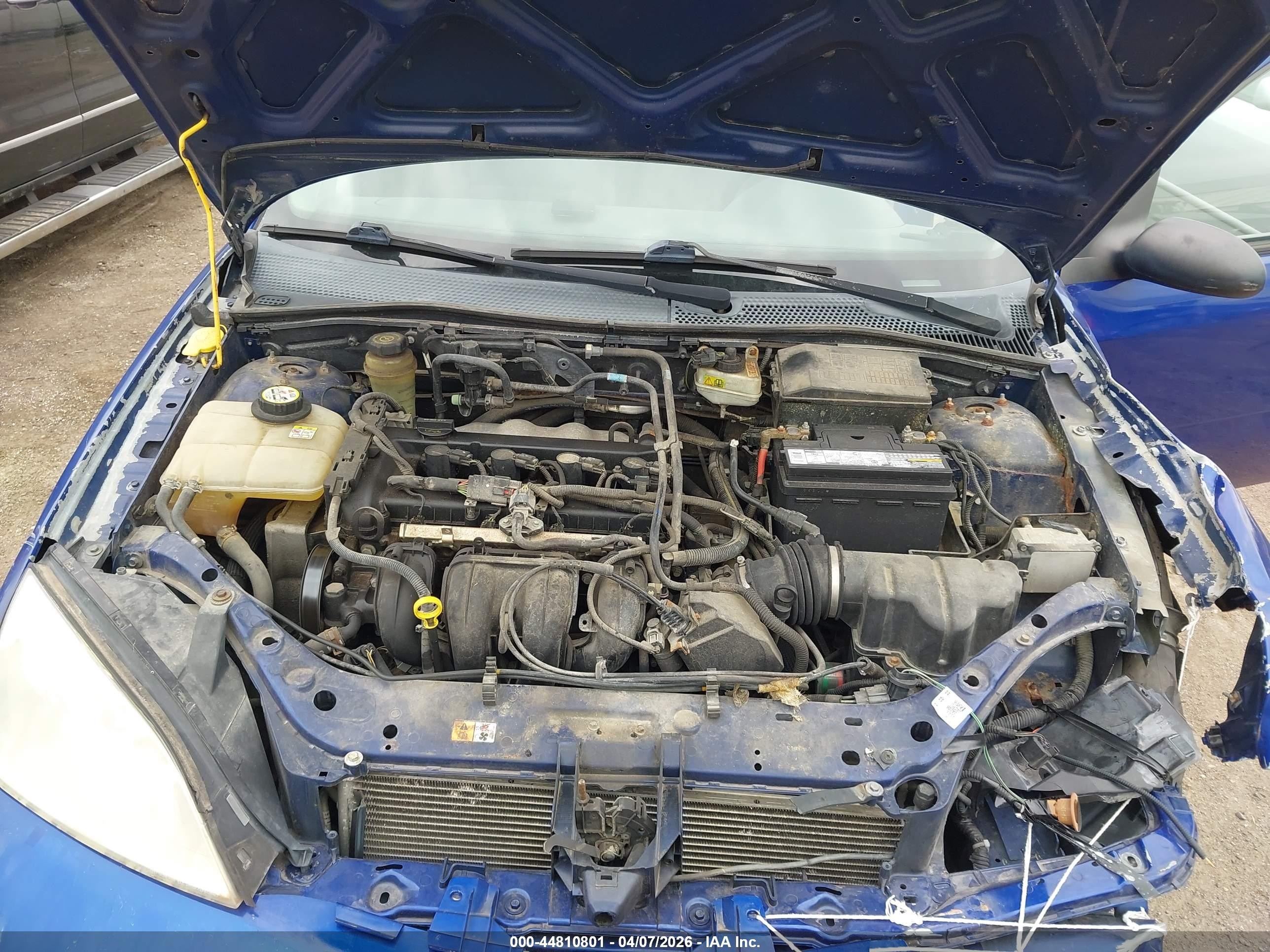 2005 Ford Focus Zx4 Blue vin: 1FAFP34N25W281628