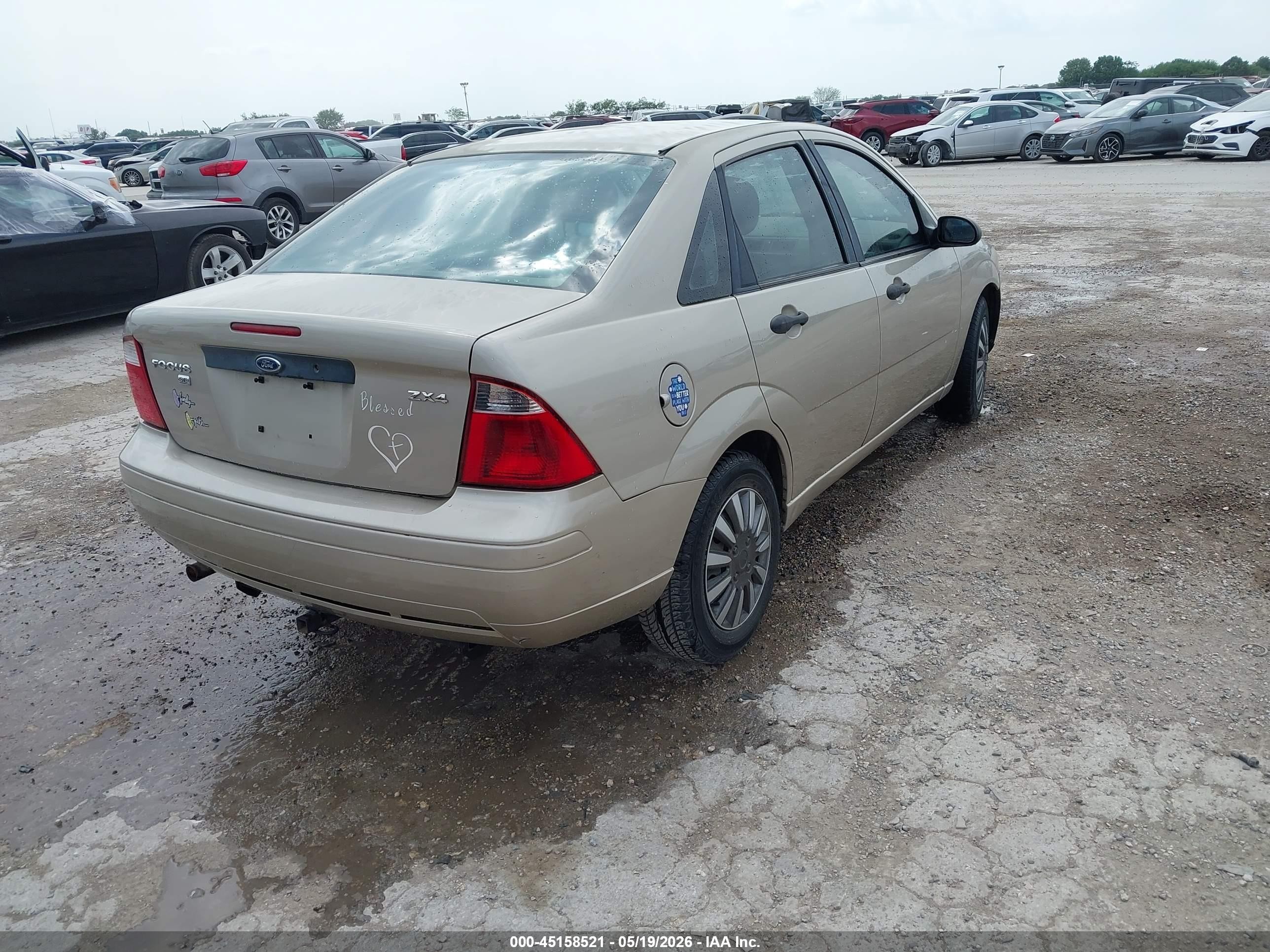 2006 Ford Focus Zx4 Beige vin: 1FAFP34N26W256830