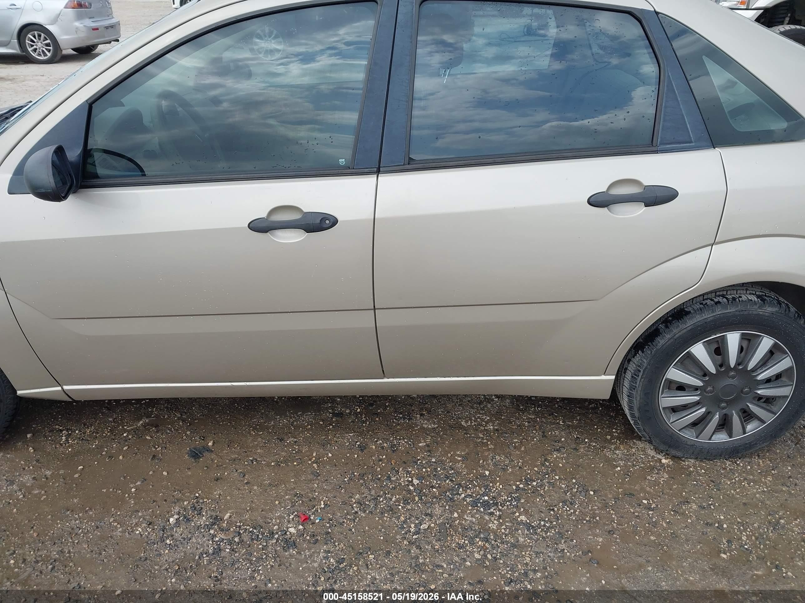 2006 Ford Focus Zx4 Beige vin: 1FAFP34N26W256830