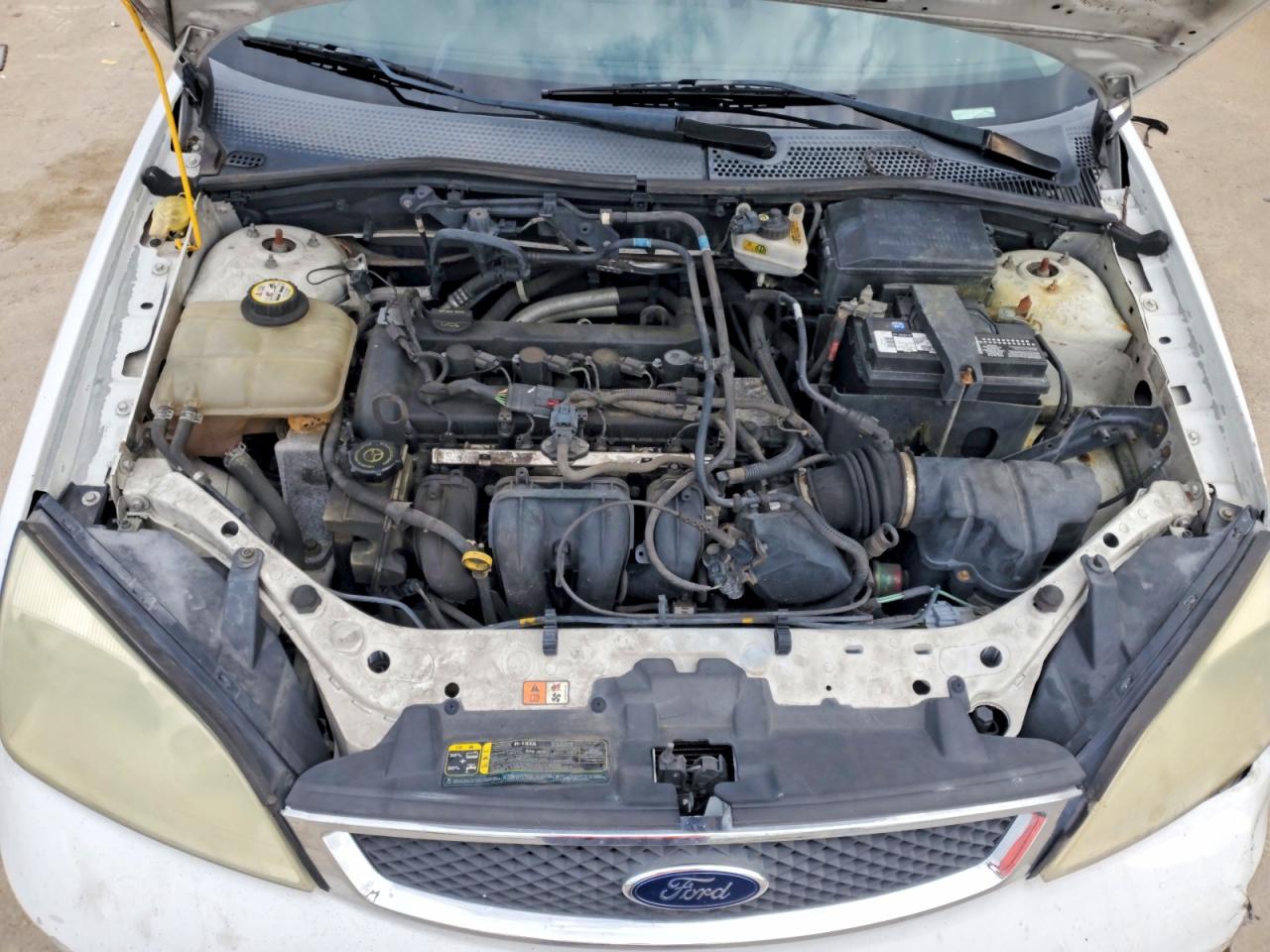 2007 Ford Focus Zx4 Белый vin: 1FAFP34N27W106136