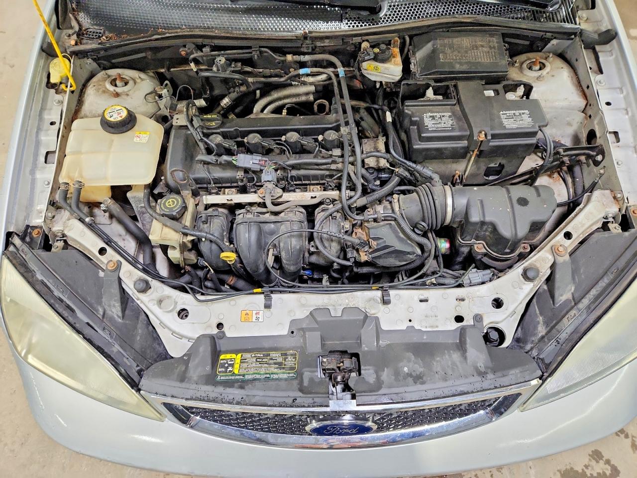 2007 Ford Focus Zx4 Silver vin: 1FAFP34N27W140366