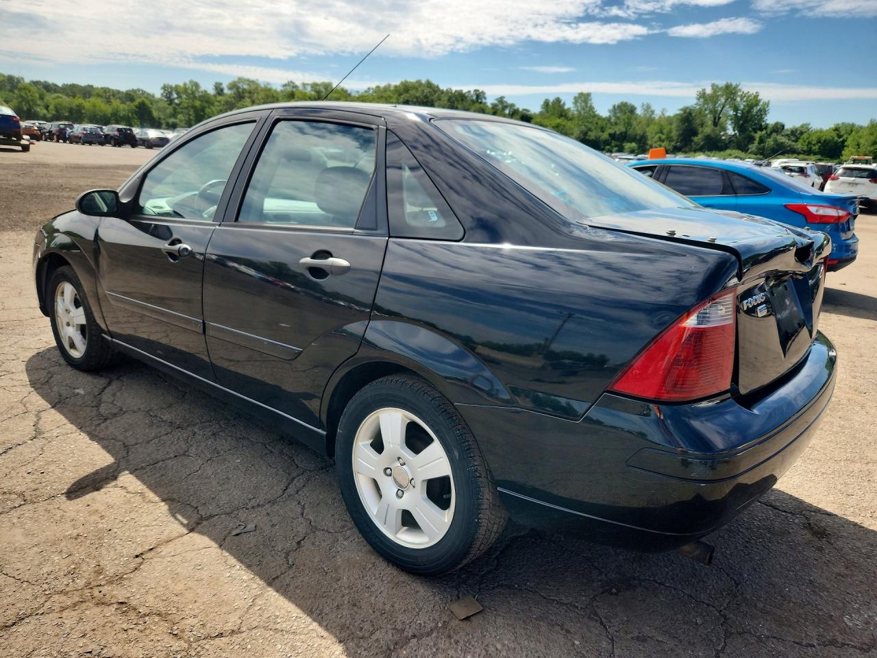 2007 Ford Focus Zx4 Black vin: 1FAFP34N27W180317