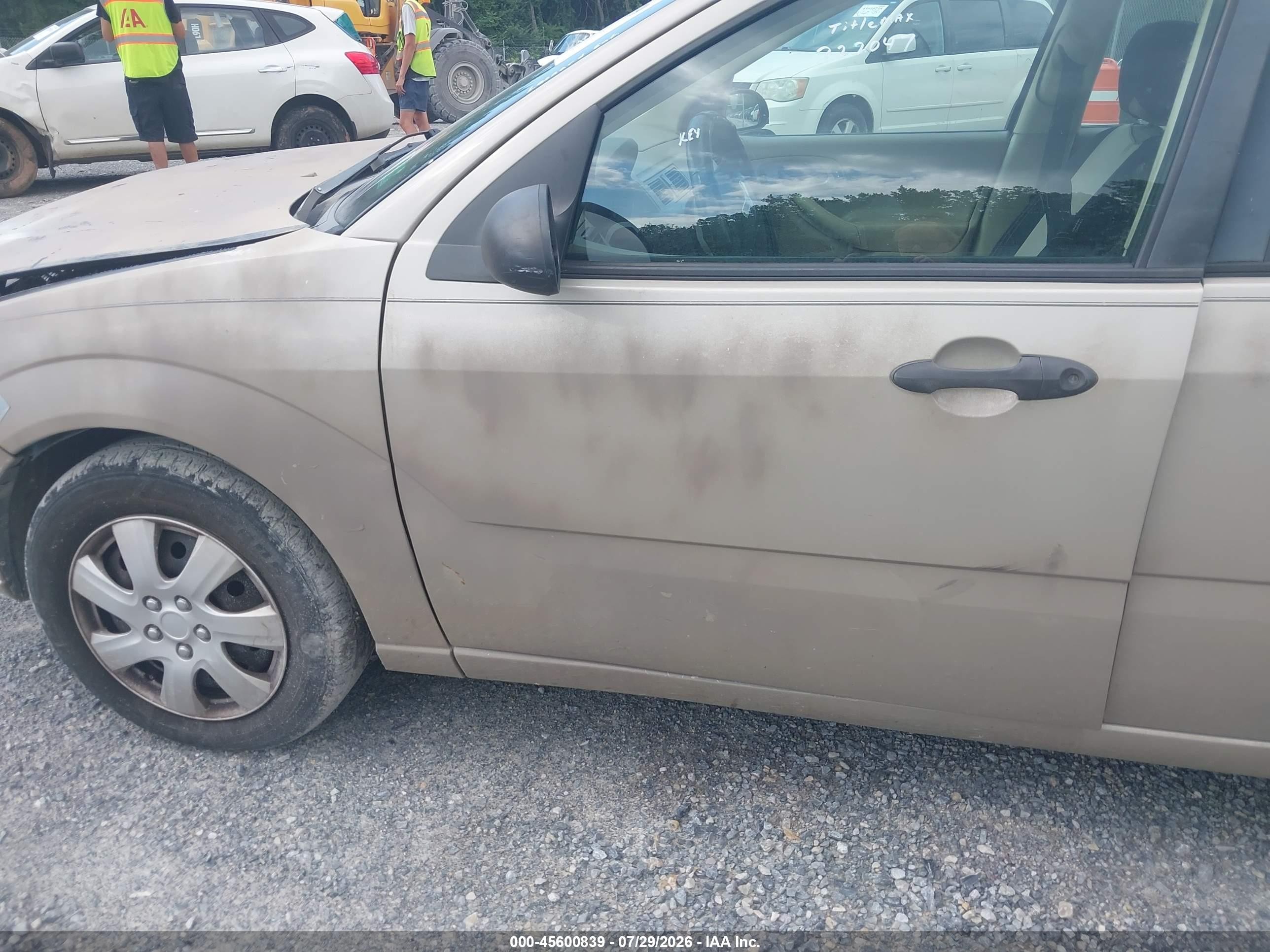 2007 Ford Focus S/se/ses Gold vin: 1FAFP34N27W222047