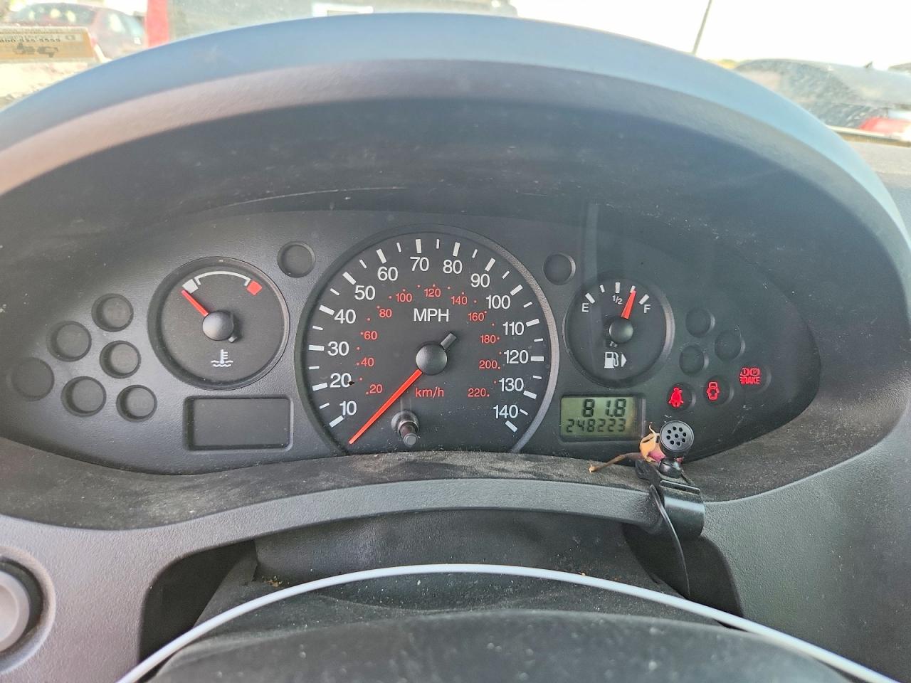 2007 Ford Focus Zx4 White vin: 1FAFP34N27W256750