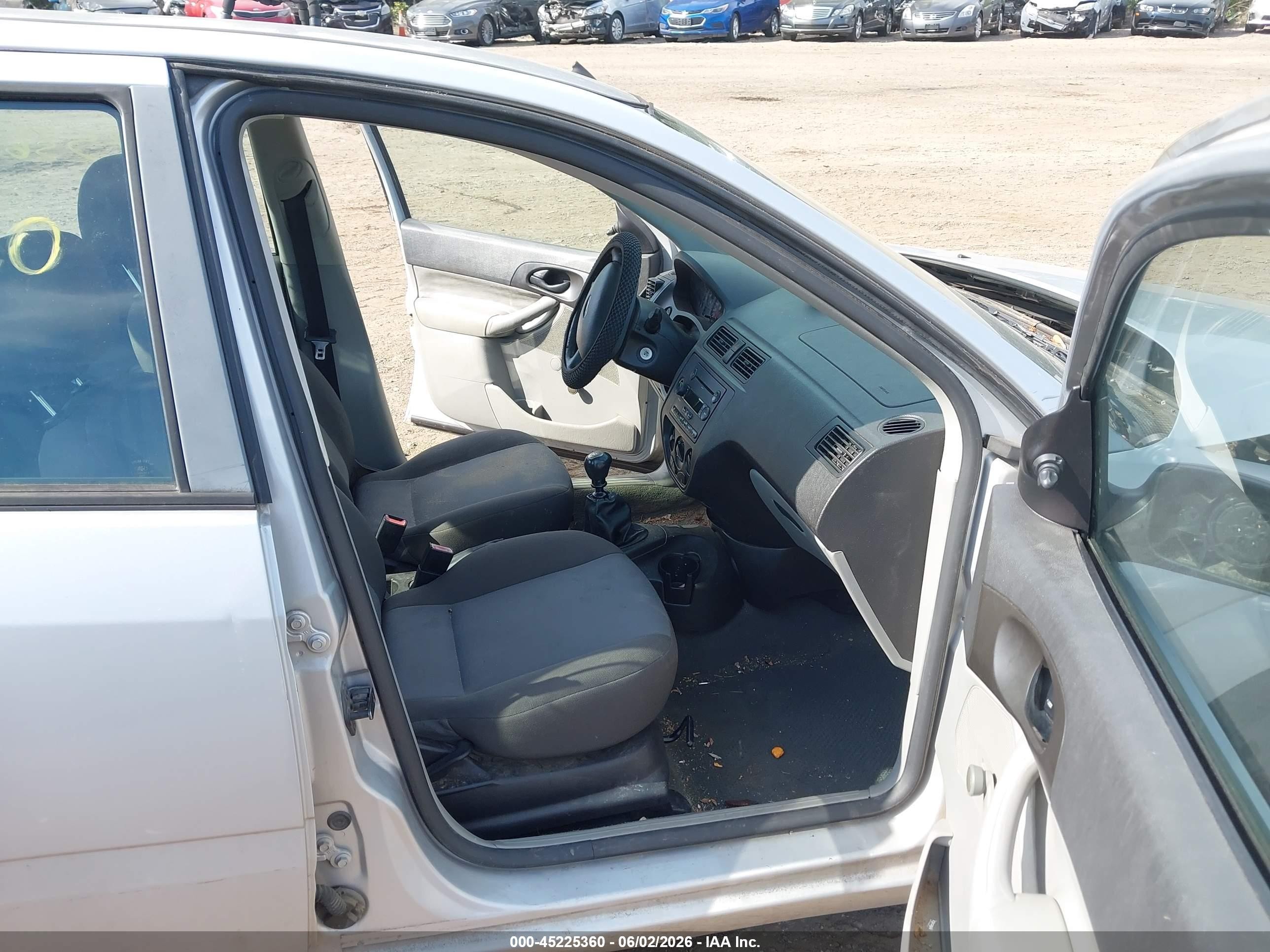 2007 Ford Focus S/se/ses Серебряный vin: 1FAFP34N27W283124