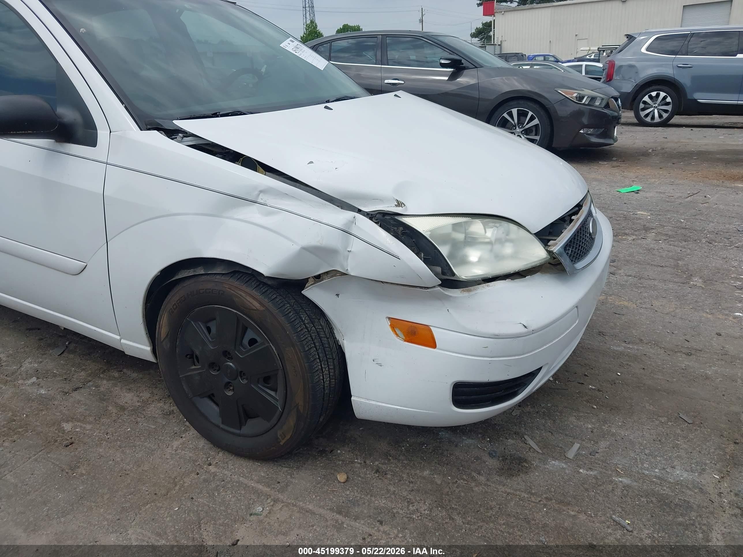 2007 Ford Focus S/se/ses White vin: 1FAFP34N27W284127