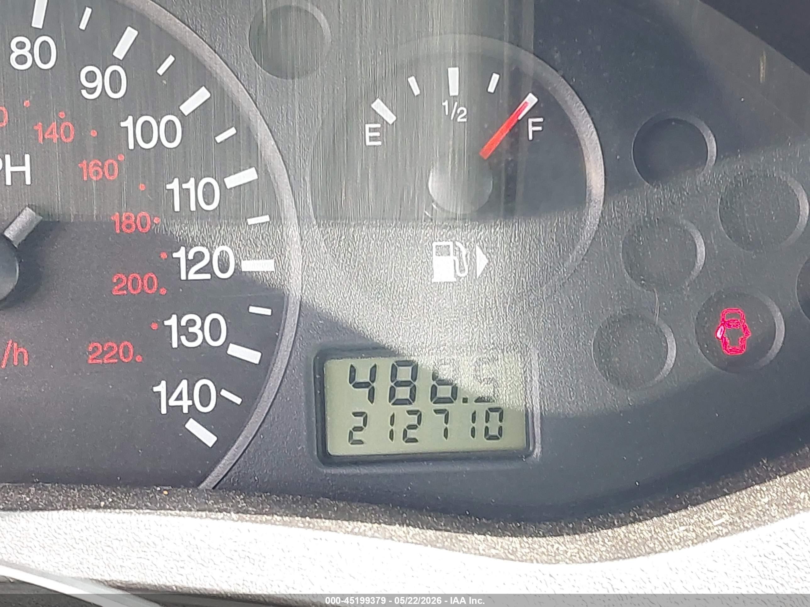 2007 Ford Focus S/se/ses White vin: 1FAFP34N27W284127