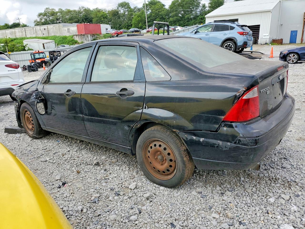 2005 Ford Focus Zx4 Black vin: 1FAFP34N35W211104